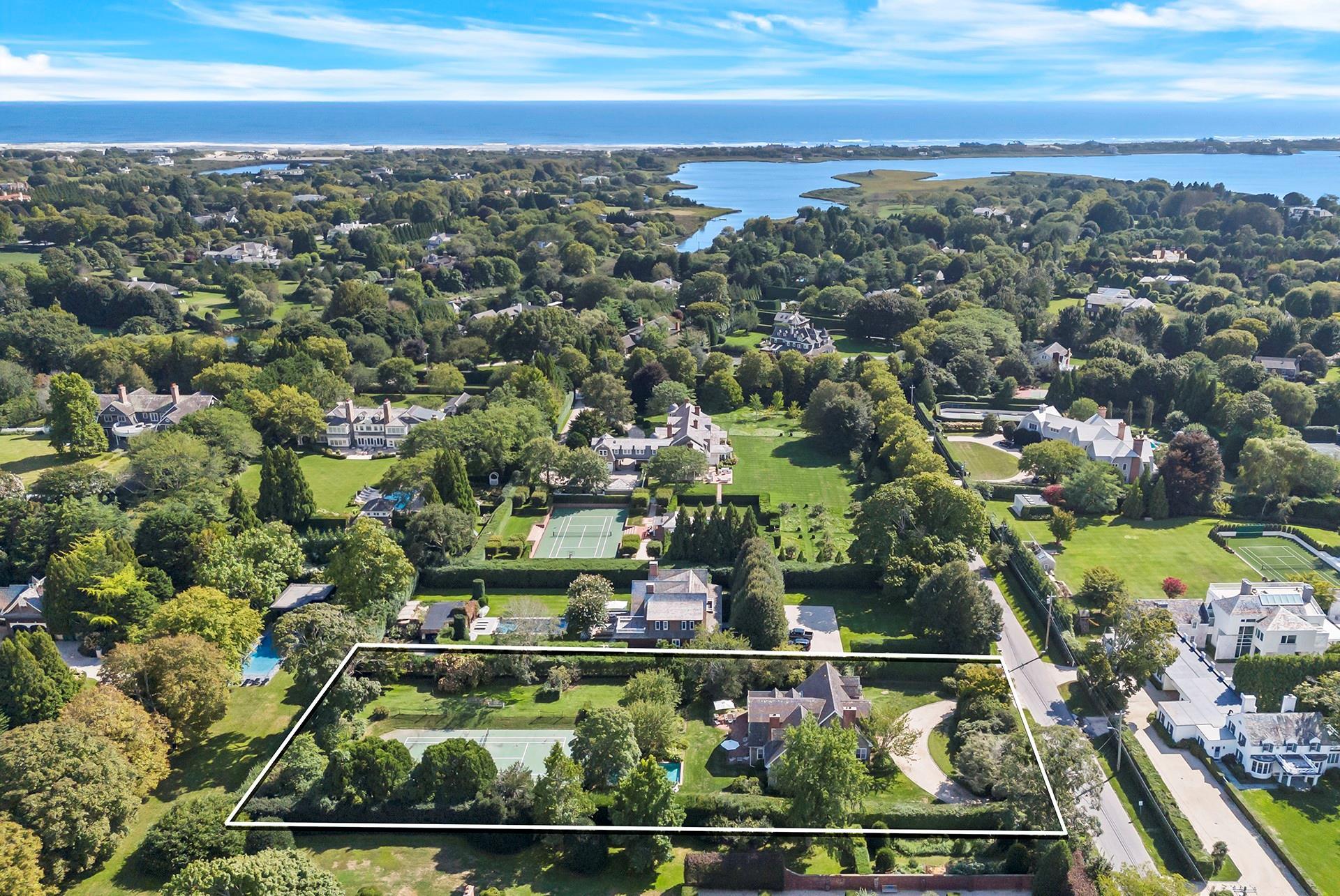 Single Family Captains Neck  Suffolk County, NY 11968, MLS-853564-6