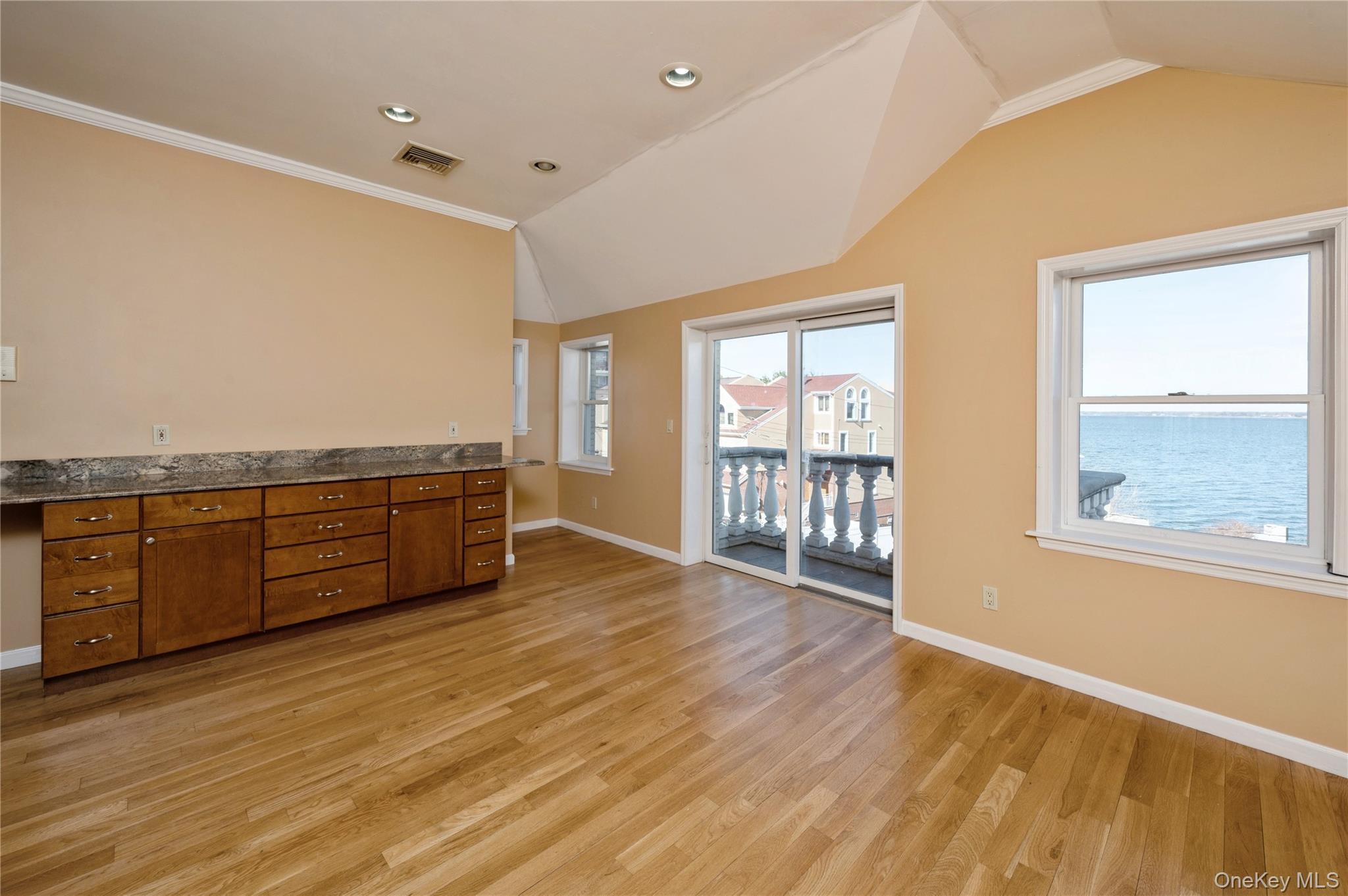 Single Family Longstreet  Bronx, NY 10465, MLS-853570-6