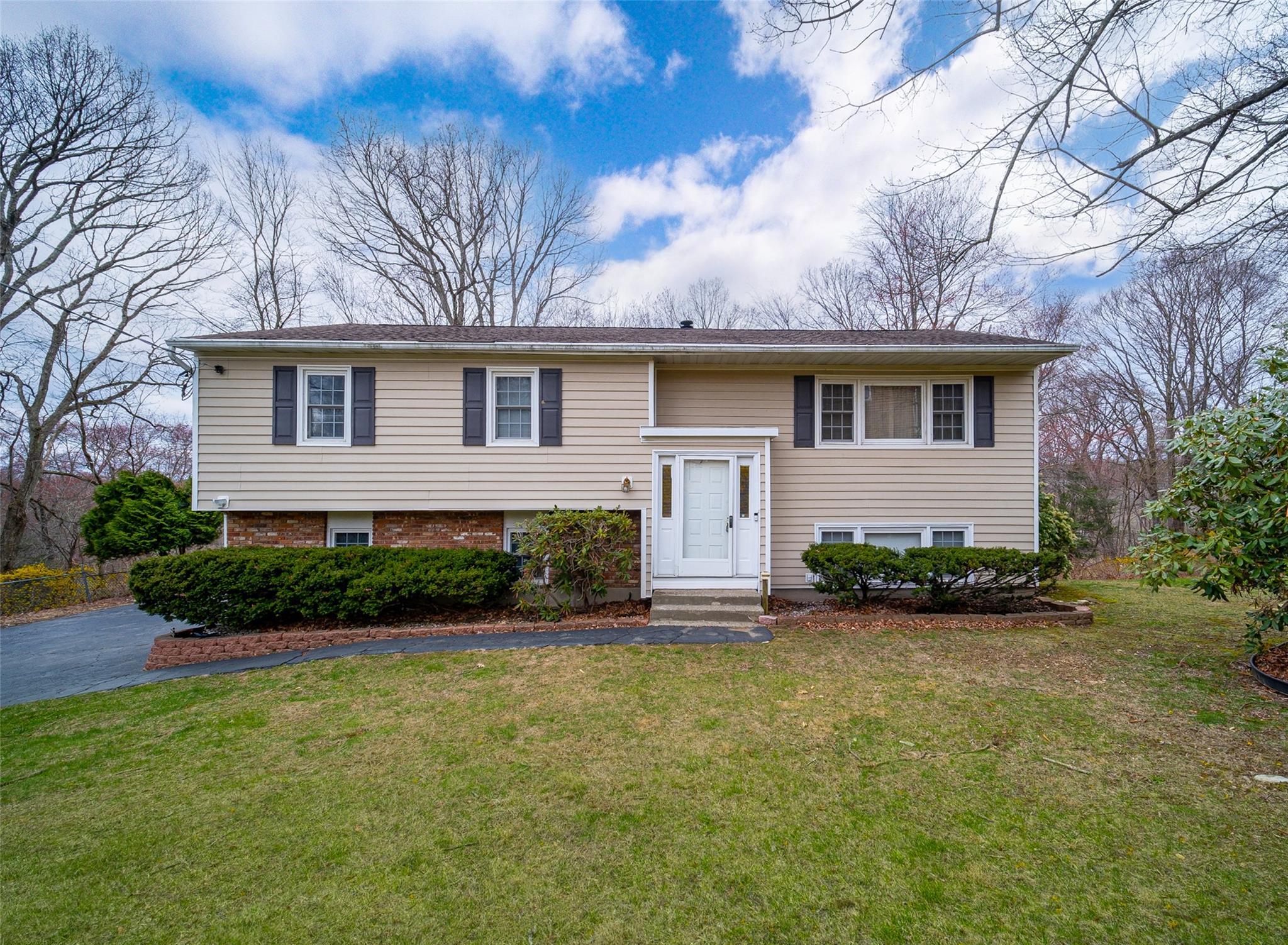 Single Family Kia Ora  Putnam County, NY 10541, MLS-853576-2