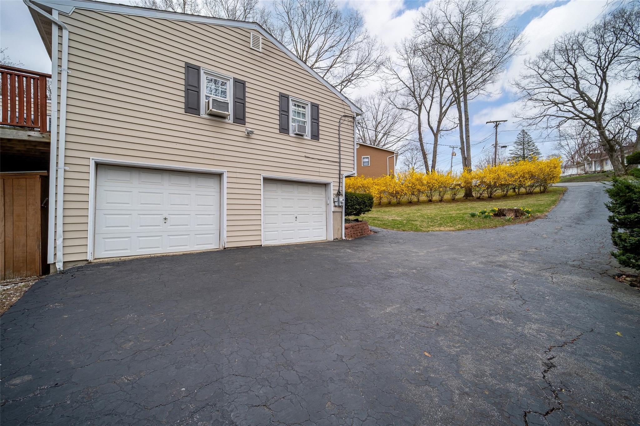 Single Family Kia Ora  Putnam County, NY 10541, MLS-853576-4