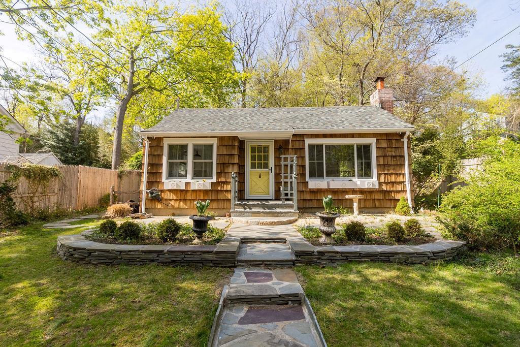 Single Family Hollow  Suffolk County, NY 11790, MLS-853585-2