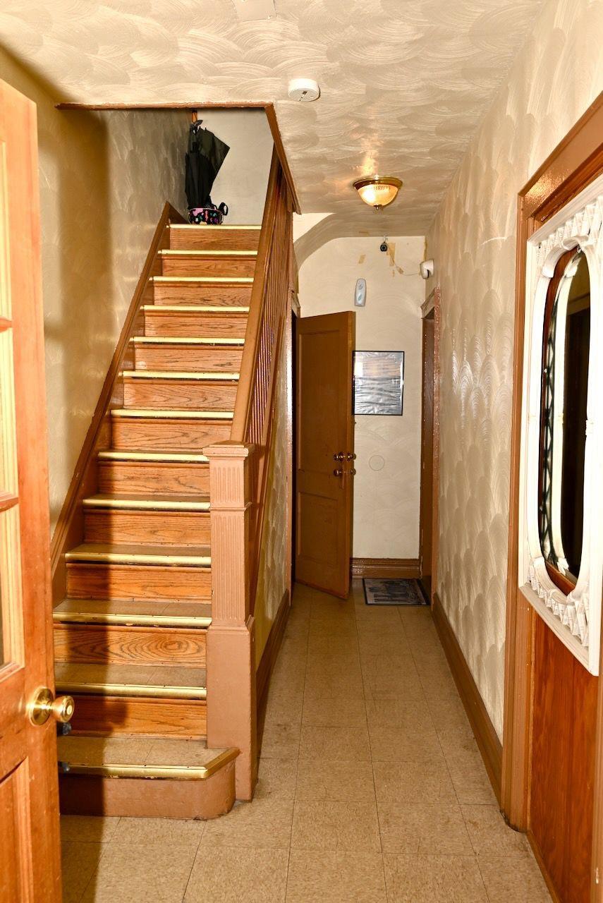 Single Family 95  Queens, NY 11416, MLS-853598-22