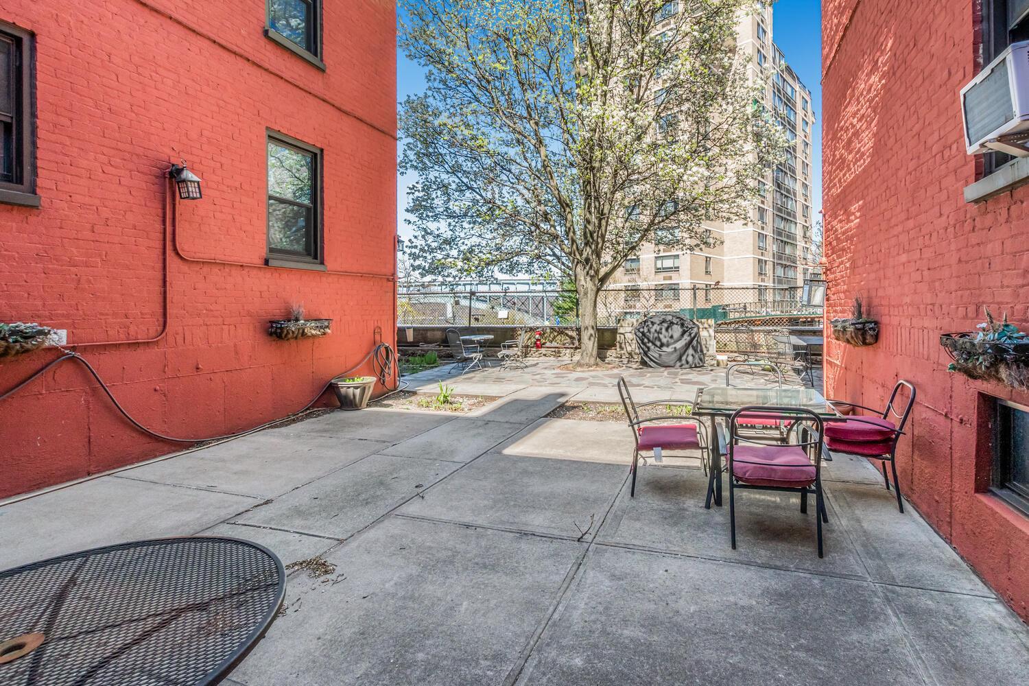 Coop Kappock  Bronx, NY 10463, MLS-853608-16