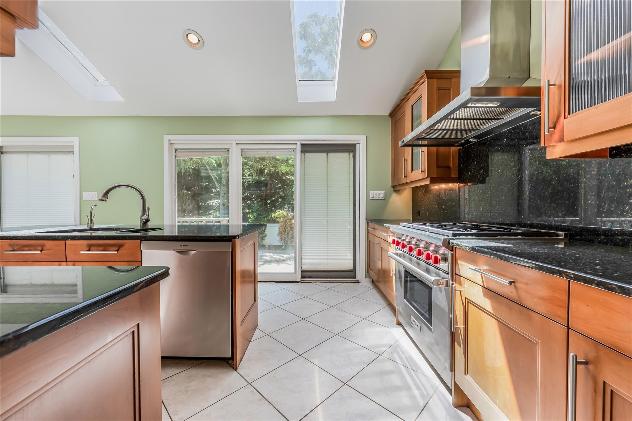 Single Family Mulberry  Nassau County, NY 11530, MLS-853609-3