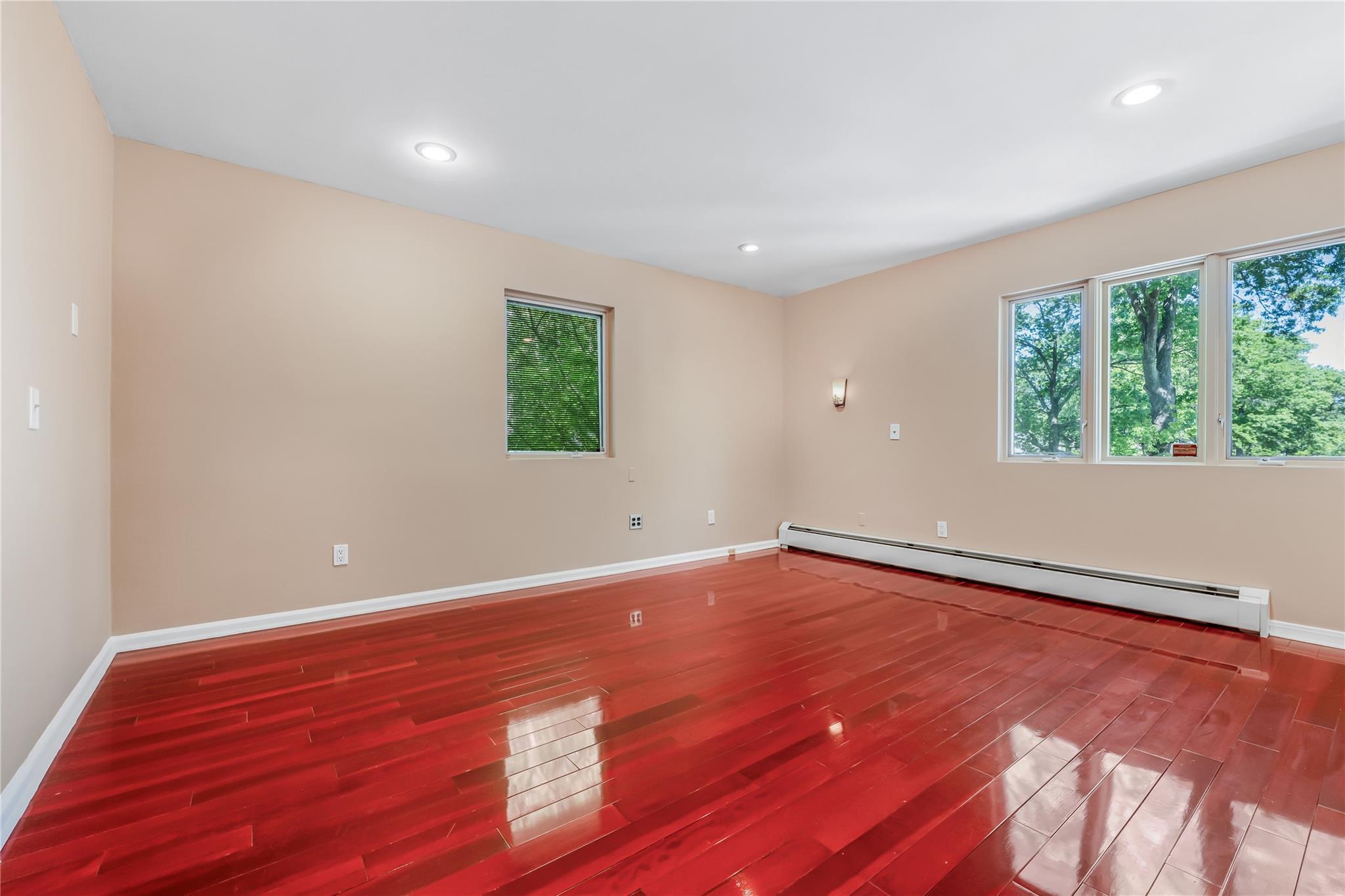 Single Family Mulberry  Nassau County, NY 11530, MLS-853609-6