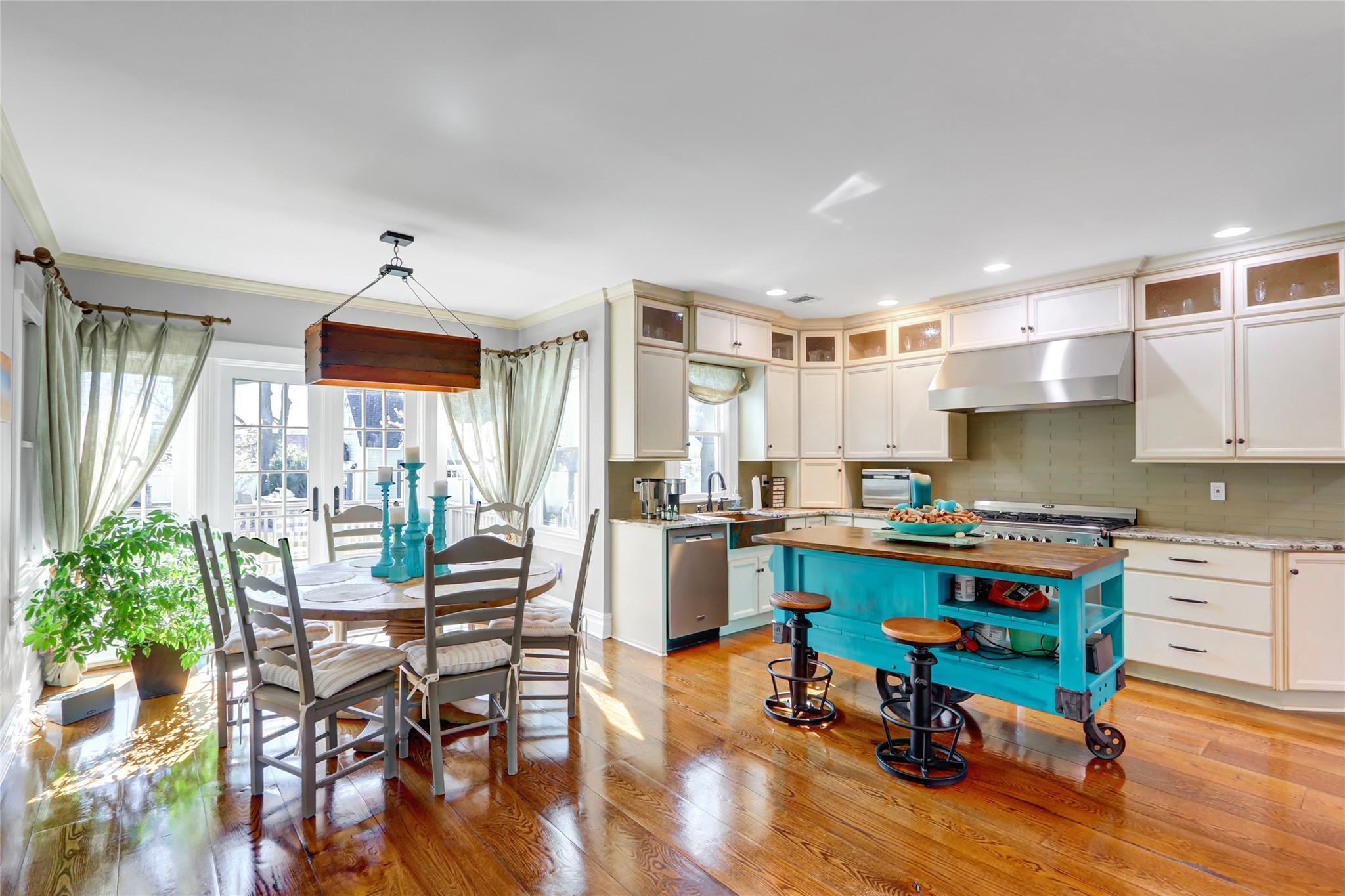 Single Family Irving  Nassau County, NY 11570, MLS-853620-18