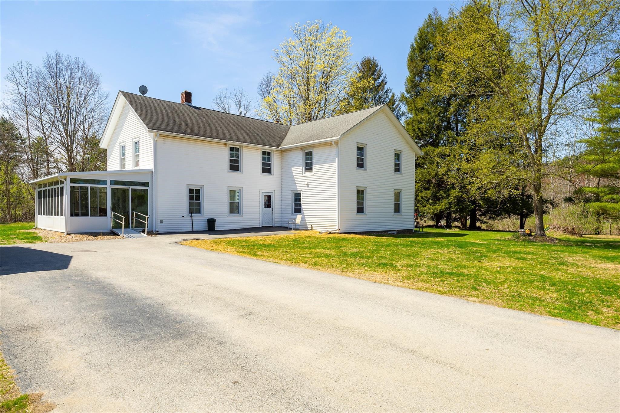 Single Family Traver  Dutchess County, NY 12580, MLS-853624-30