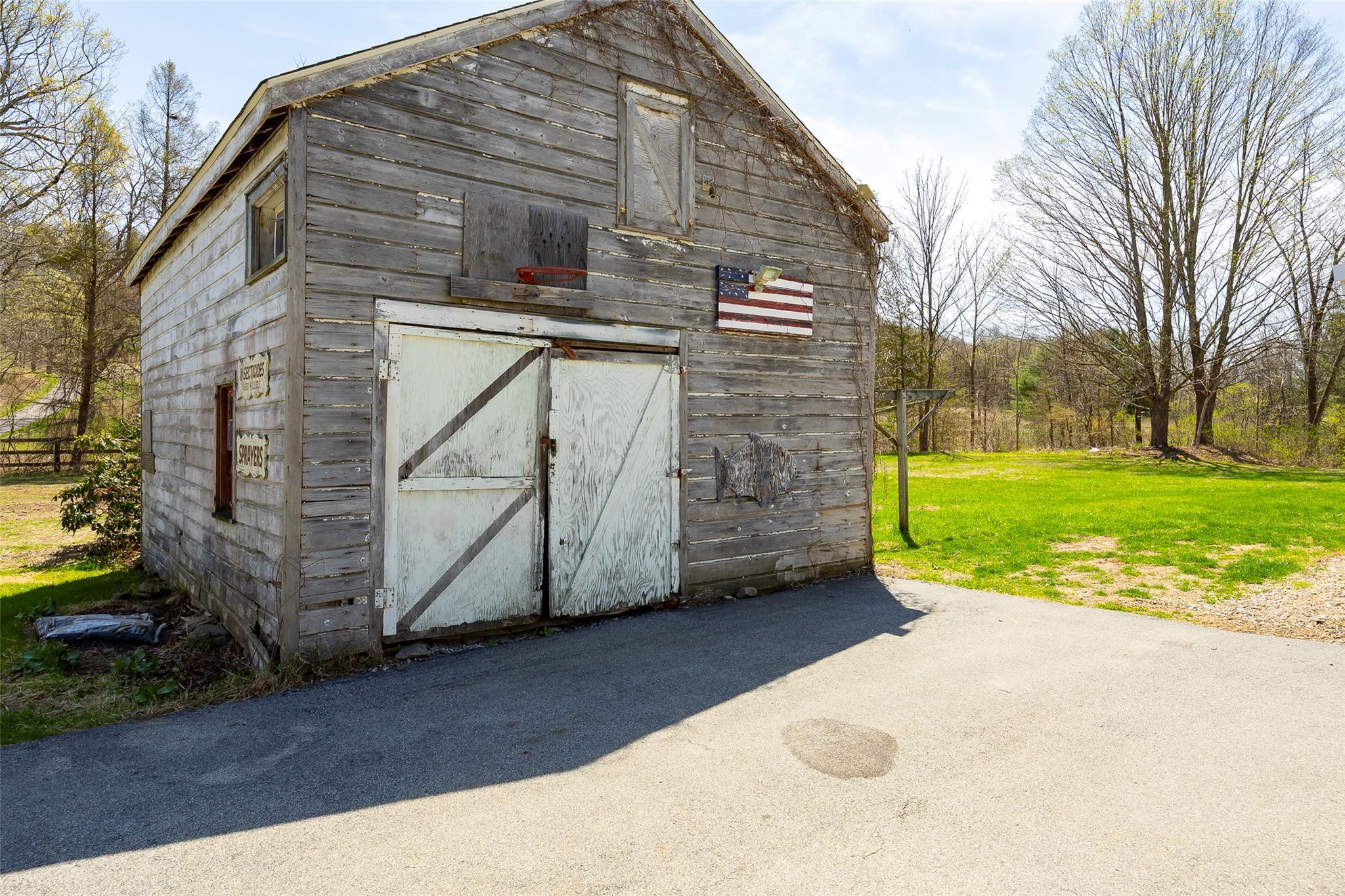 Single Family Traver  Dutchess County, NY 12580, MLS-853624-34