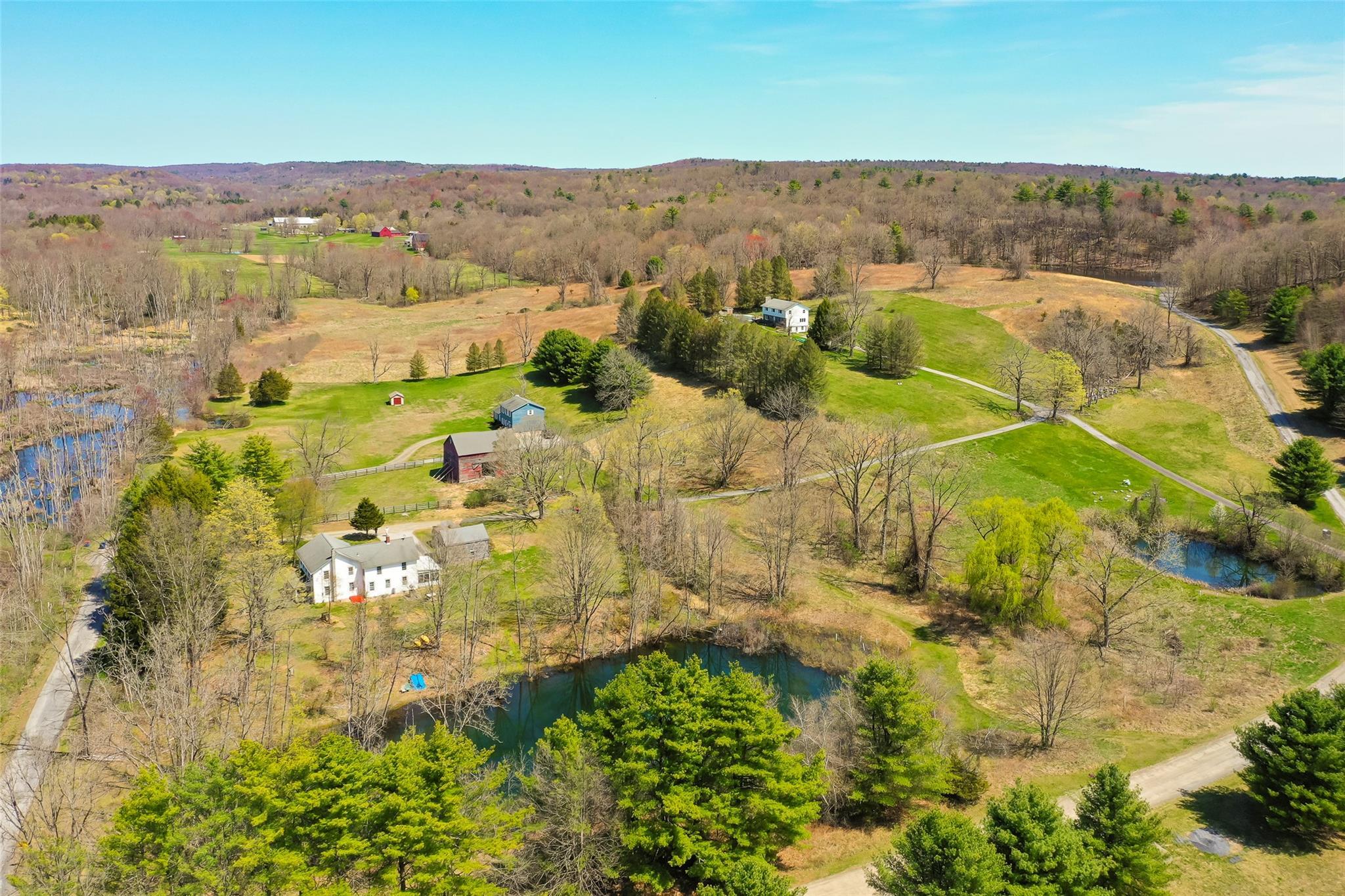 Single Family Traver  Dutchess County, NY 12580, MLS-853624-37