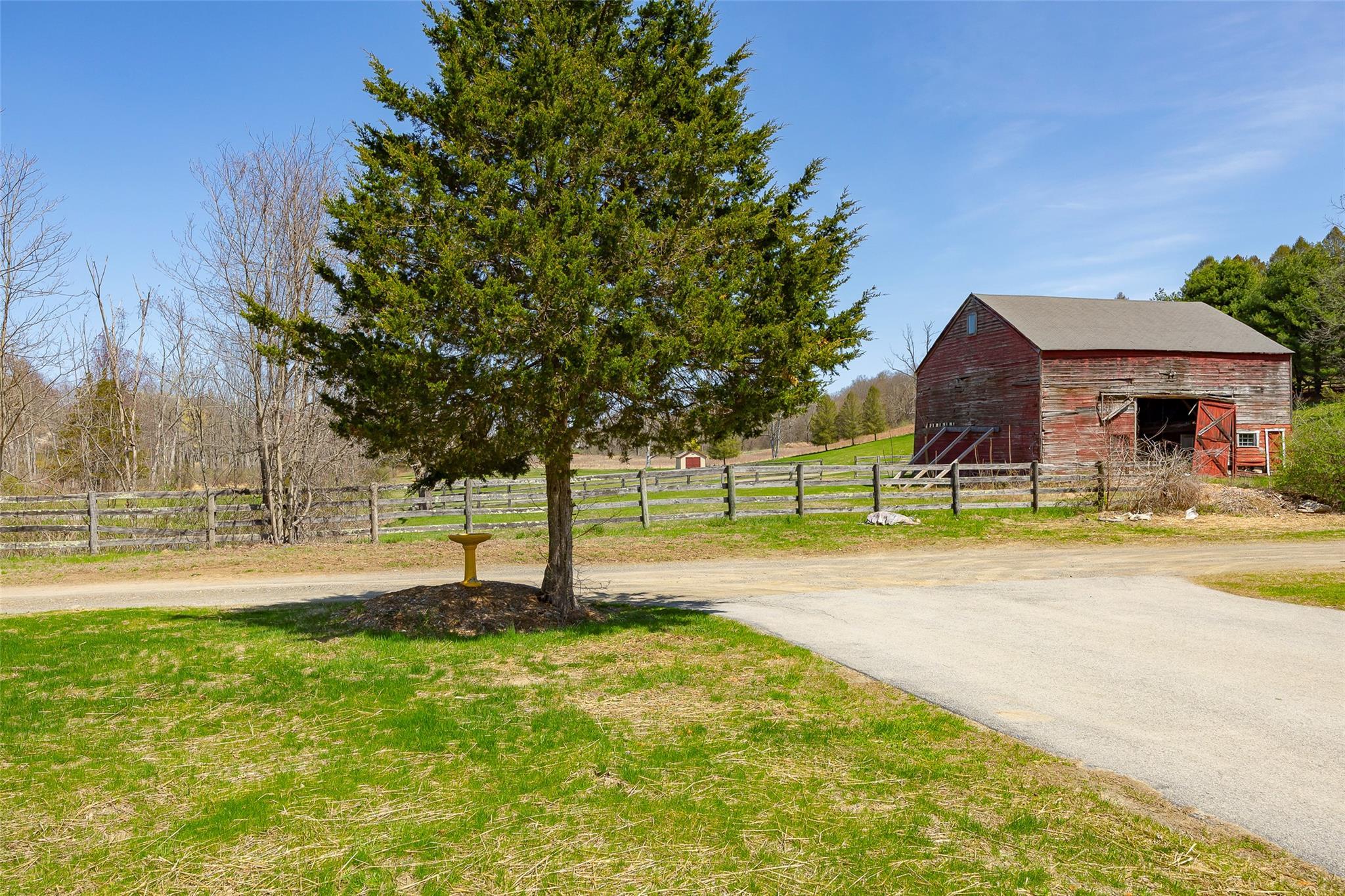Single Family Traver  Dutchess County, NY 12580, MLS-853624-43