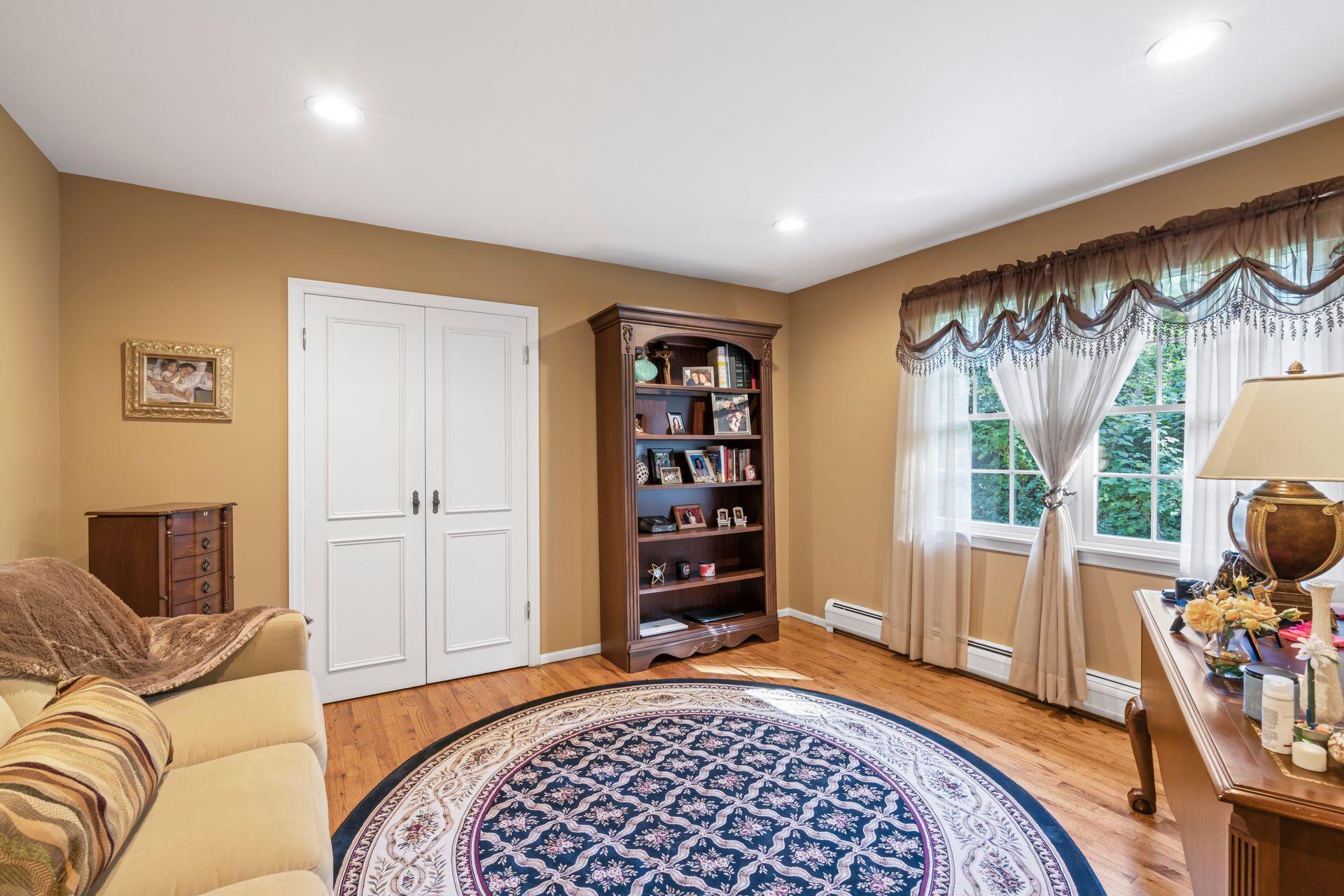 Single Family Stepping Stone  Suffolk County, NY 11746, MLS-853666-27