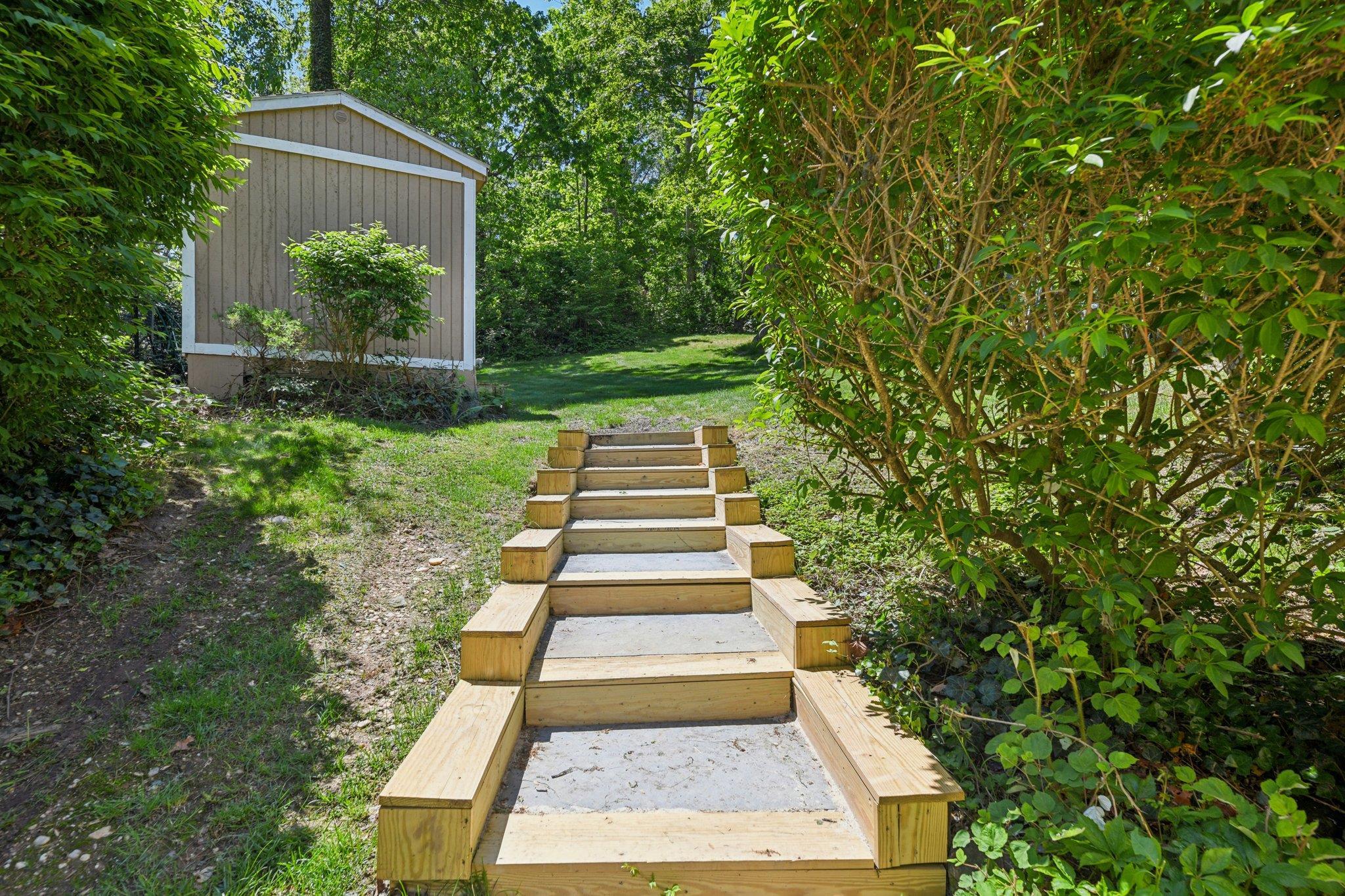 Single Family Stepping Stone  Suffolk County, NY 11746, MLS-853666-40