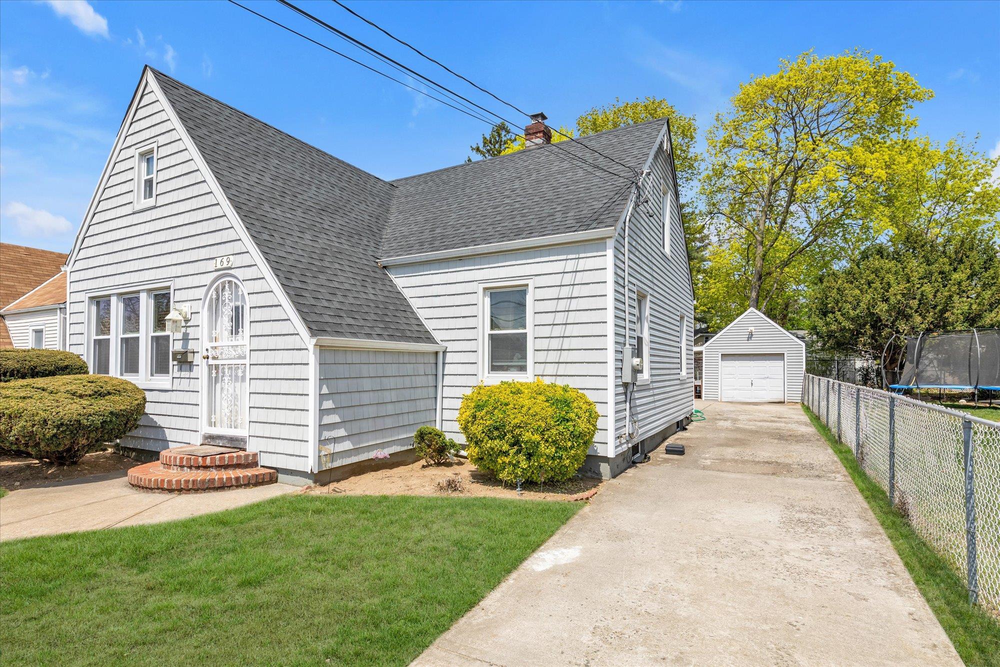 Single Family Roosevelt  Nassau County, NY 11575, MLS-853684-16