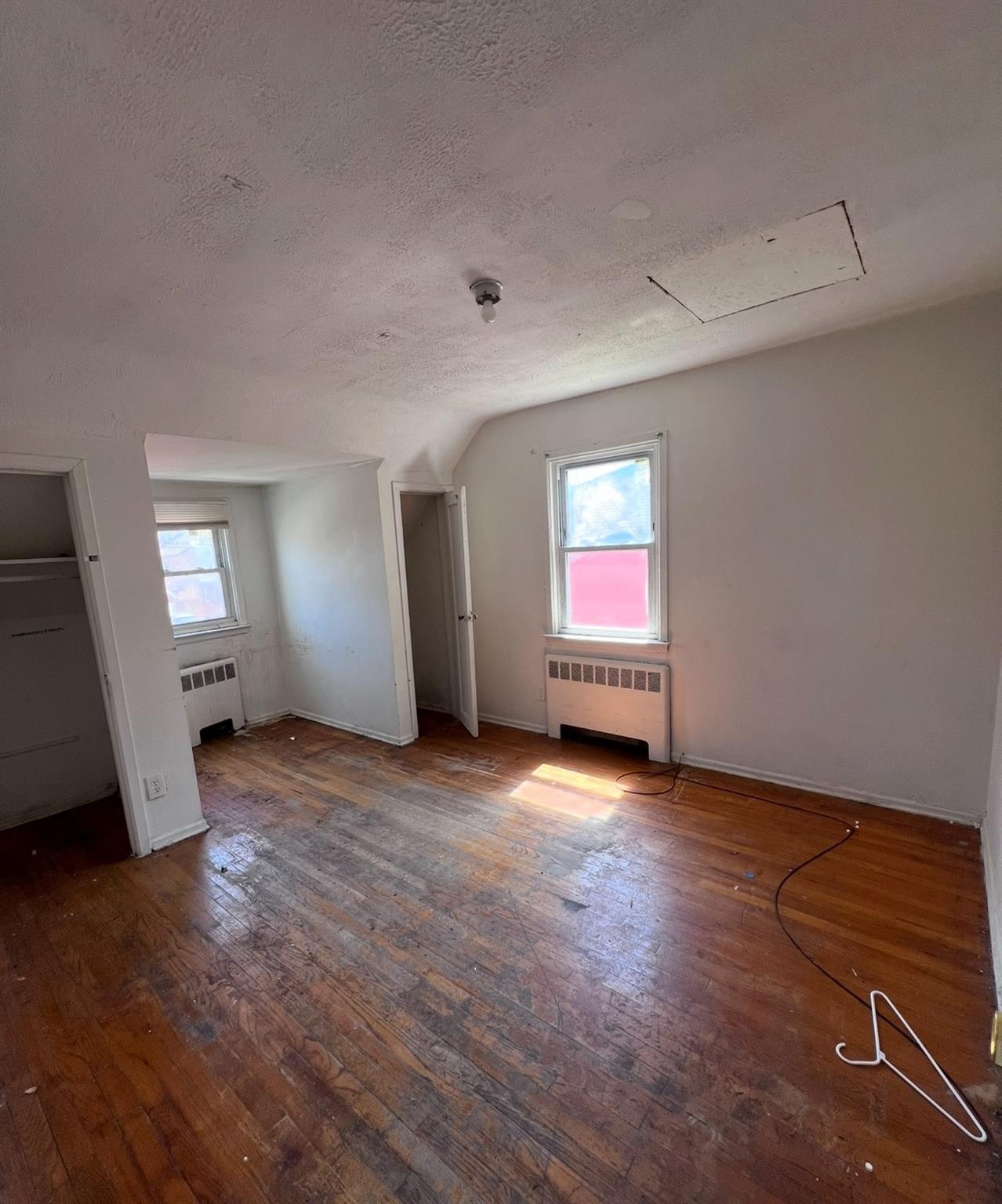 Single Family Broadfield  Nassau County, NY 11550, MLS-853708-17
