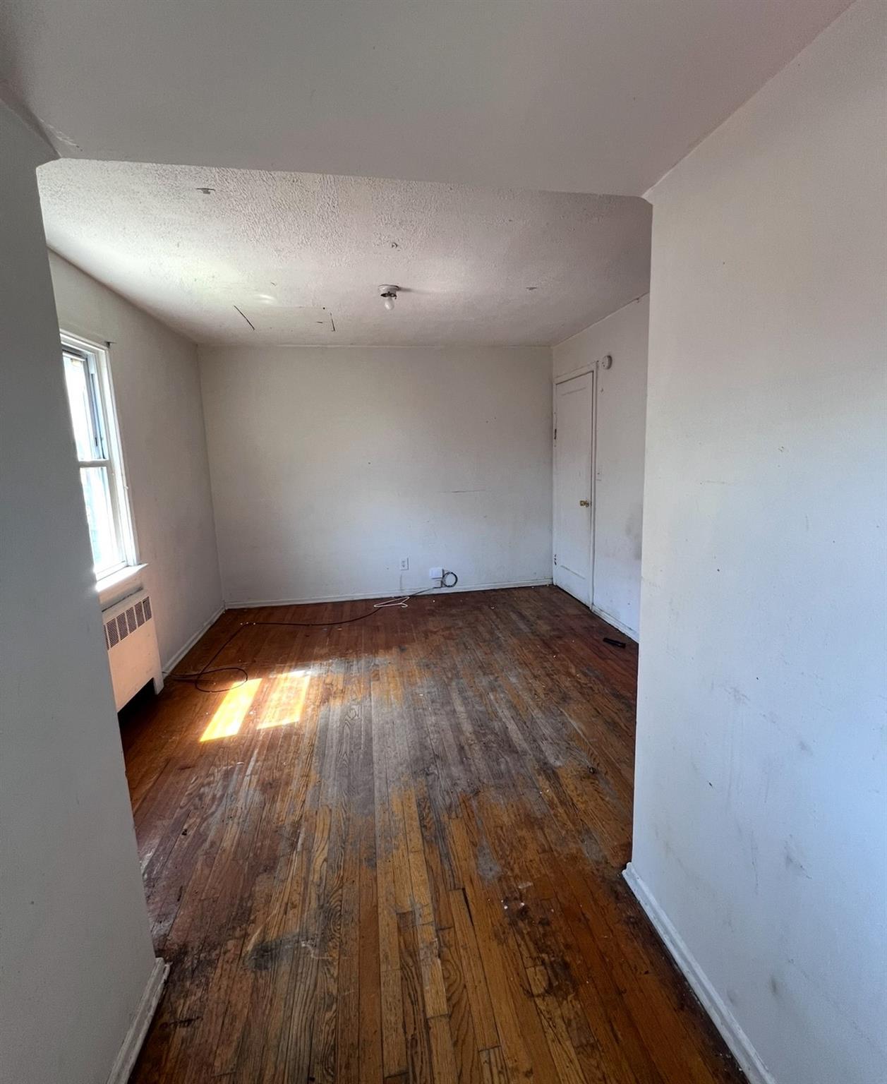 Single Family Broadfield  Nassau County, NY 11550, MLS-853708-18