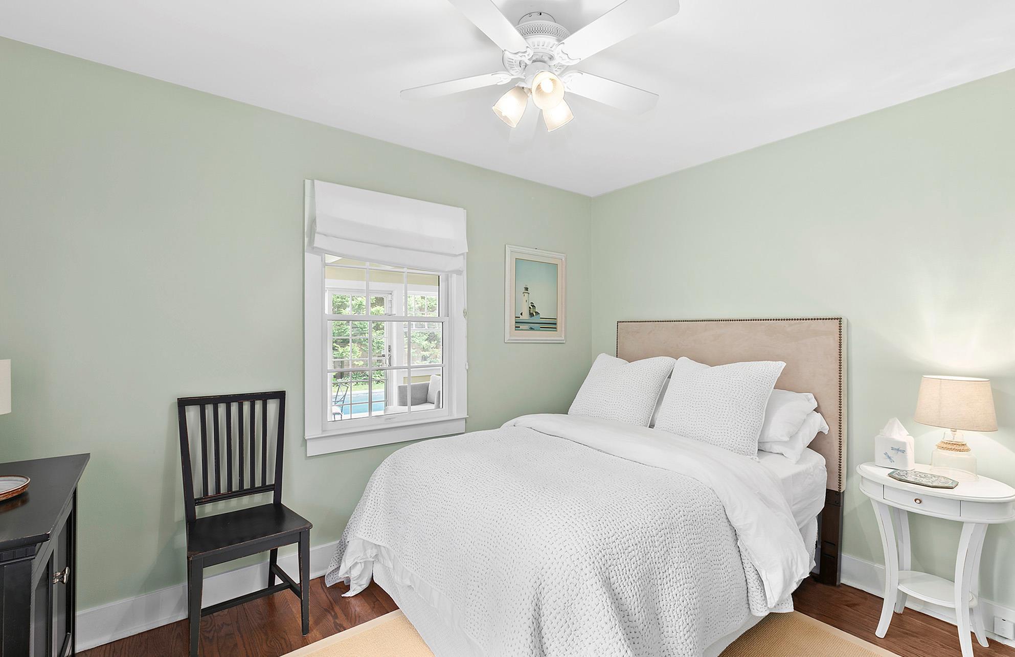 Single Family Sherrill  Suffolk County, NY 11937, MLS-853760-11