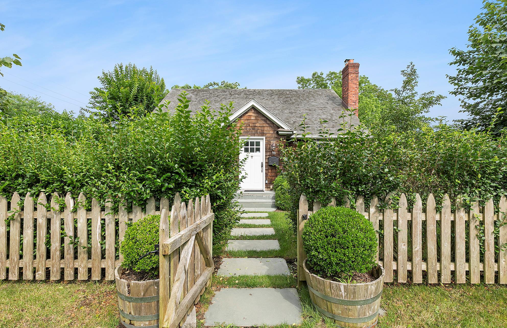 Single Family Sherrill  Suffolk County, NY 11937, MLS-853760-19