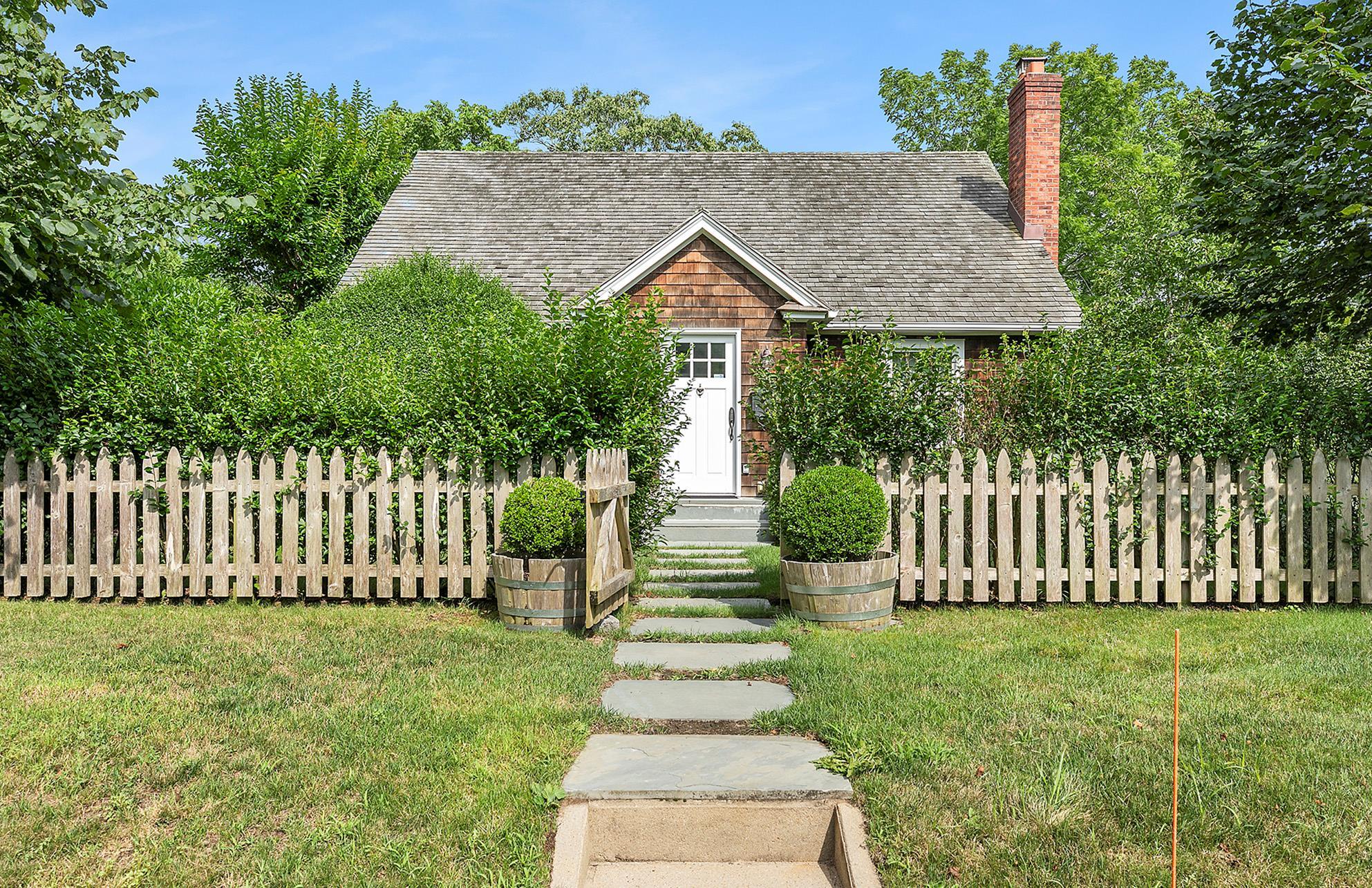 Single Family Sherrill  Suffolk County, NY 11937, MLS-853760-2