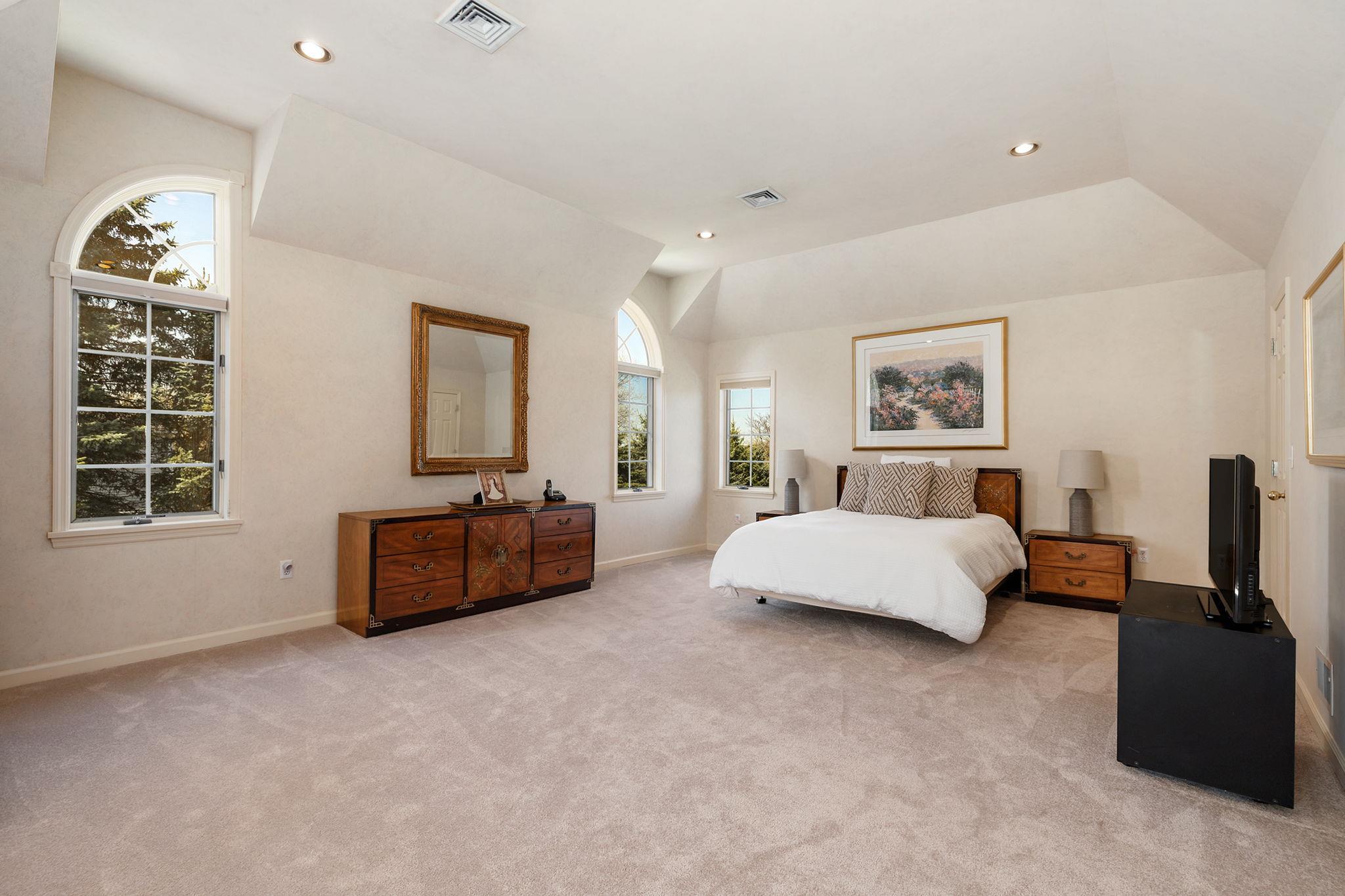 Single Family Watergate  Westchester County, NY 10501, MLS-853765-24