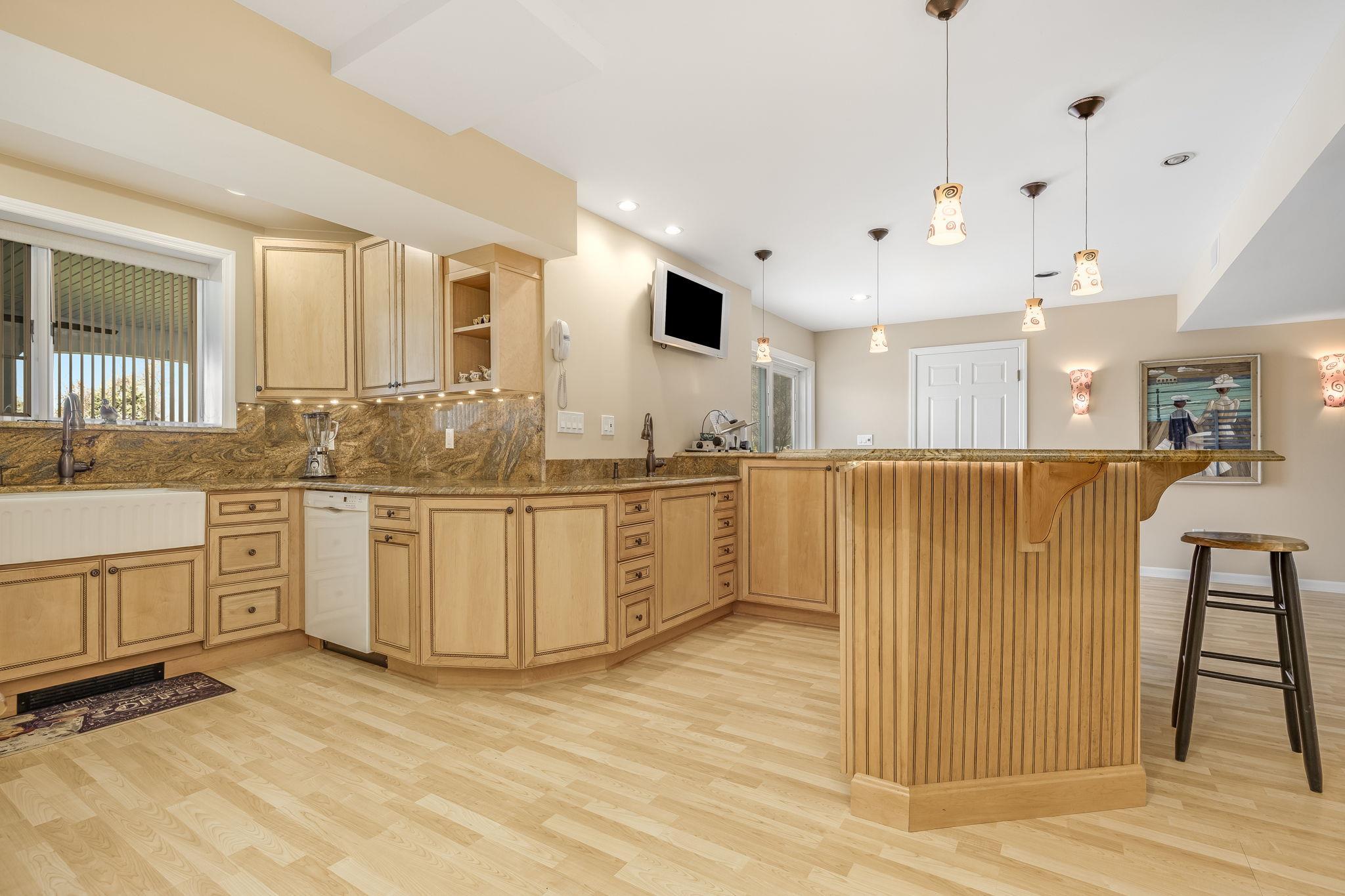 Single Family Watergate  Westchester County, NY 10501, MLS-853765-36