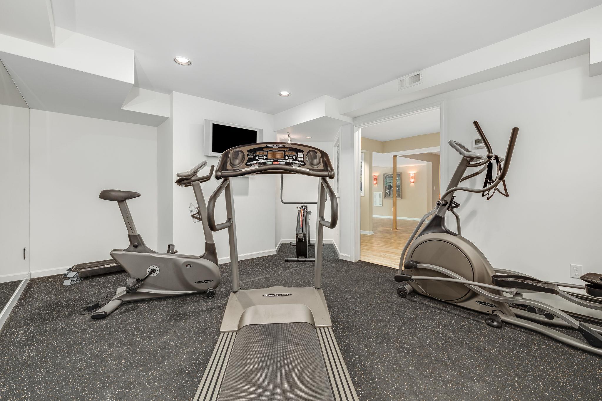 Single Family Watergate  Westchester County, NY 10501, MLS-853765-40