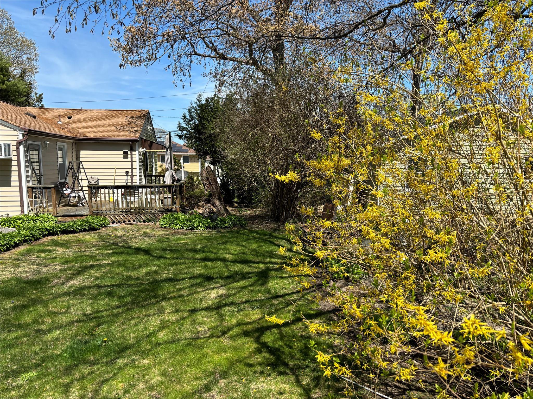 Single Family Weichers  Suffolk County, NY 11779, MLS-853769-25