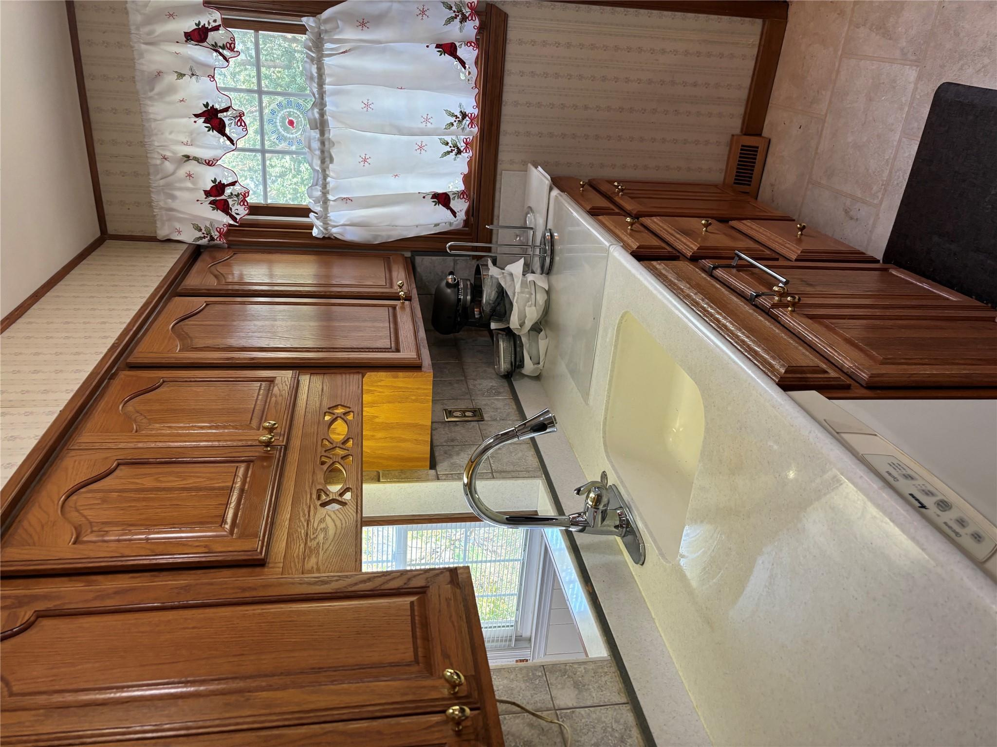 Single Family Weichers  Suffolk County, NY 11779, MLS-853769-3