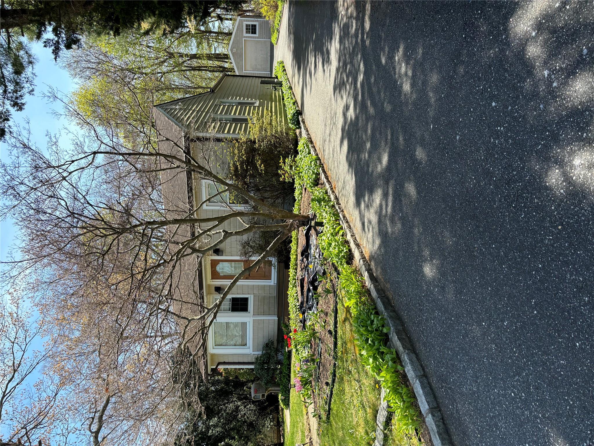 Single Family Weichers  Suffolk County, NY 11779, MLS-853769-41
