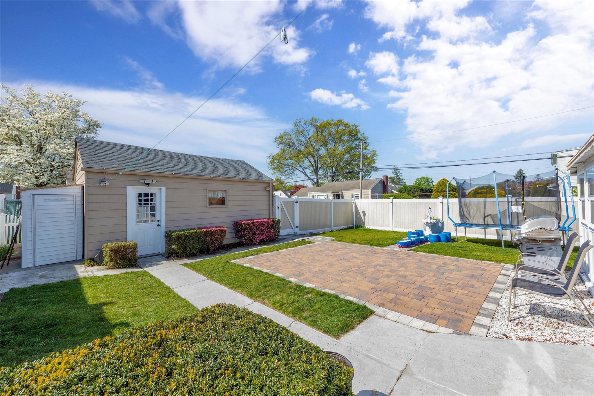 Single Family Kingston  Nassau County, NY 11801, MLS-853785-28