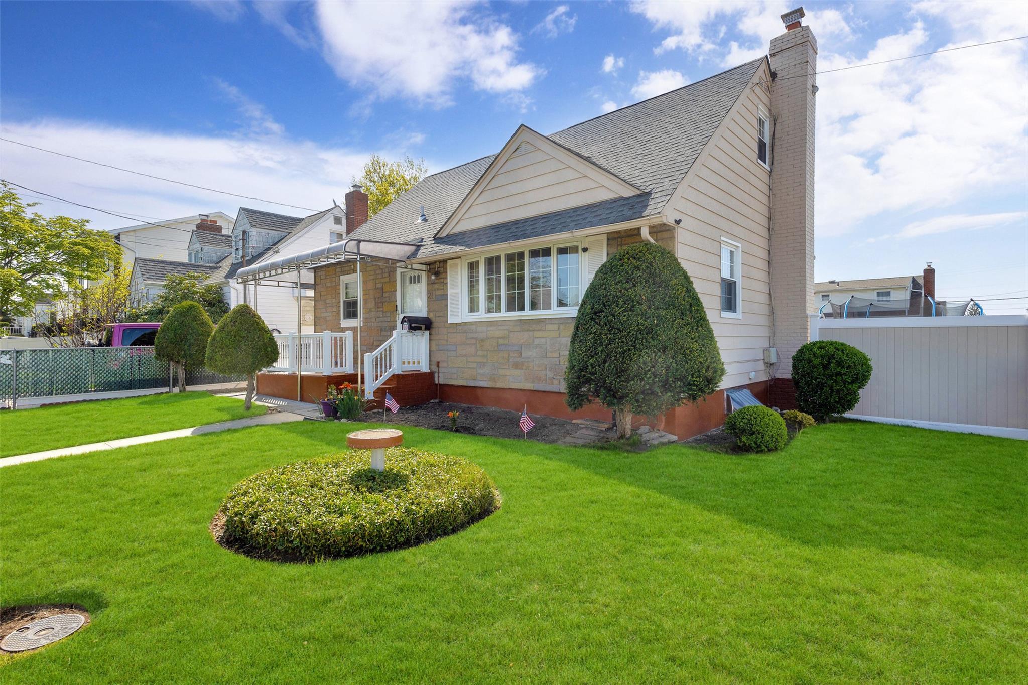 Single Family Kingston  Nassau County, NY 11801, MLS-853785-3