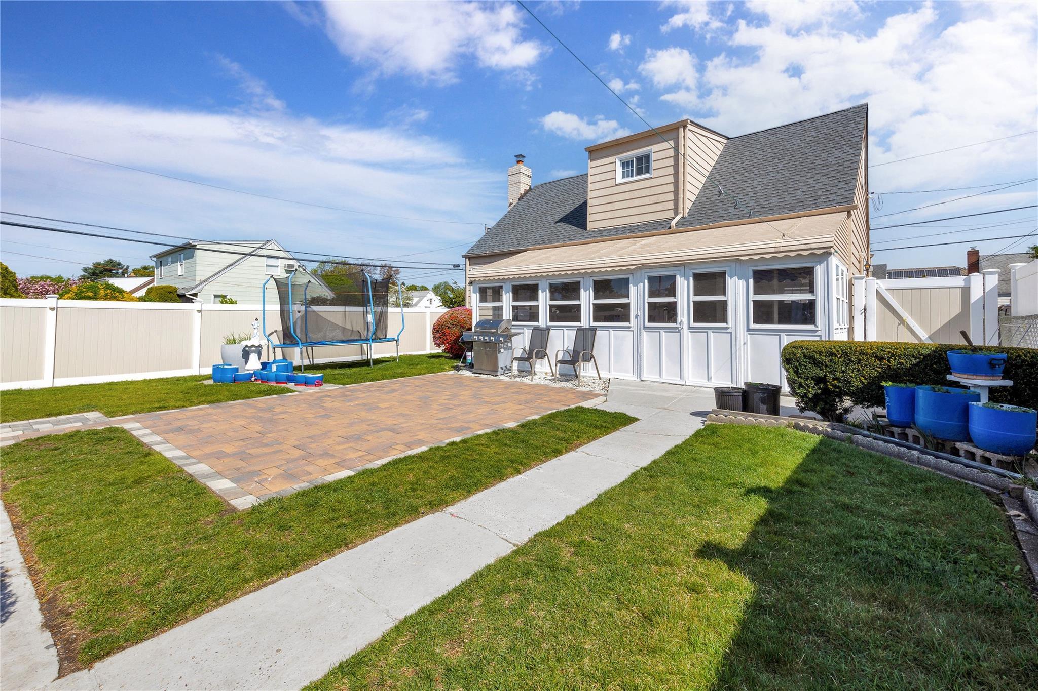 Single Family Kingston  Nassau County, NY 11801, MLS-853785-30