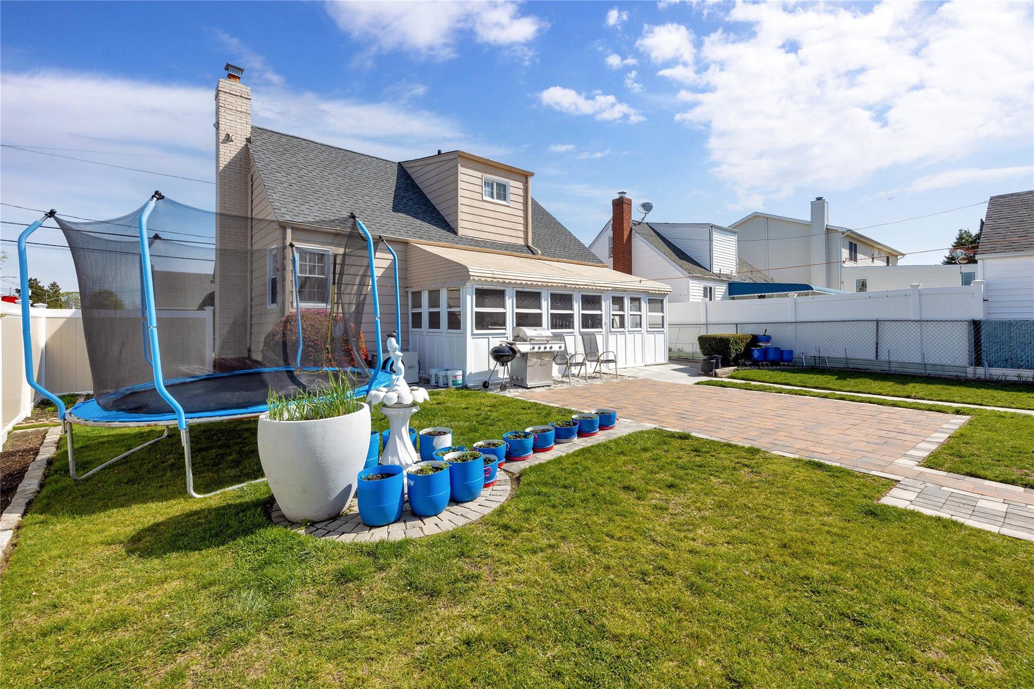 Single Family Kingston  Nassau County, NY 11801, MLS-853785-34