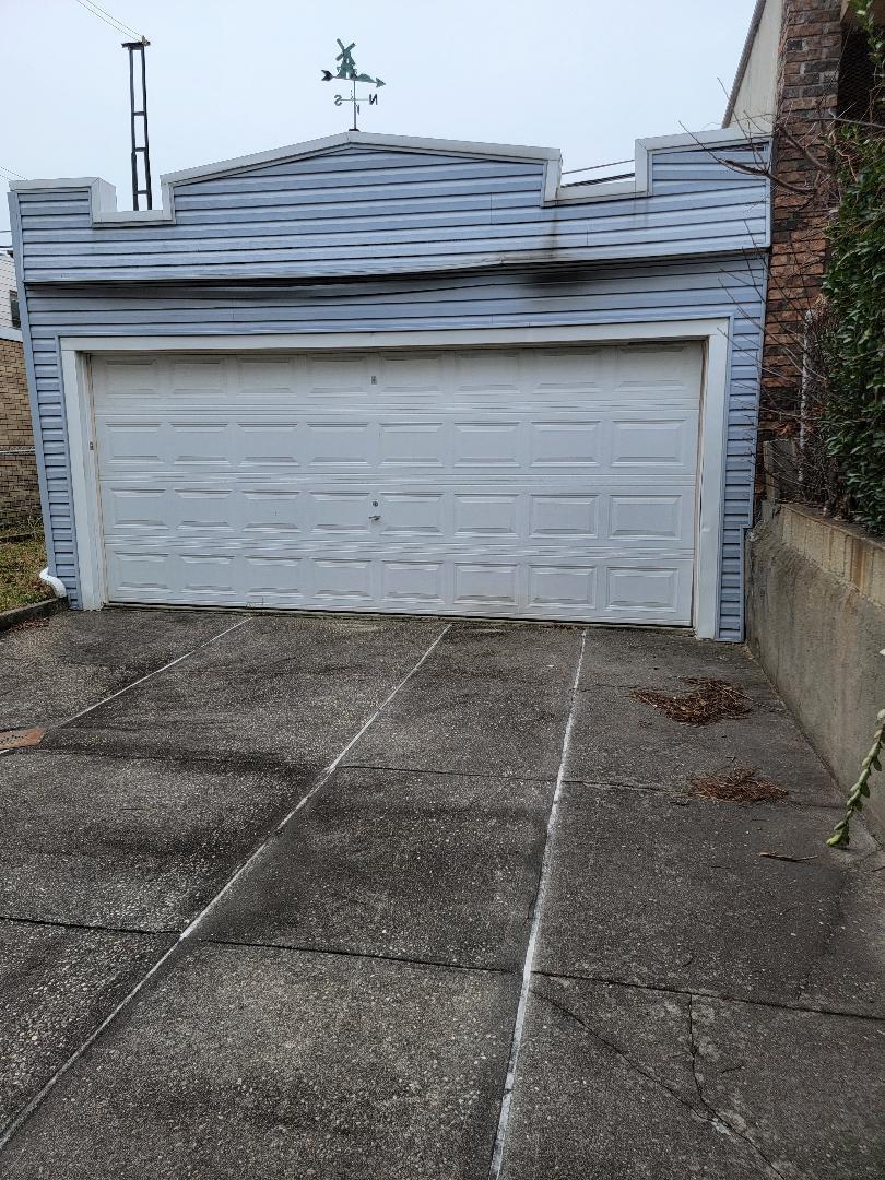 Single Family 69th  Queens, NY 11385, MLS-853787-5