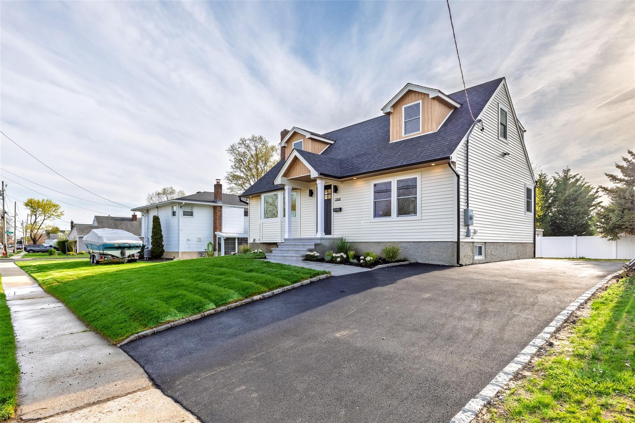 Single Family Riverside  Nassau County, NY 11783, MLS-853794-2