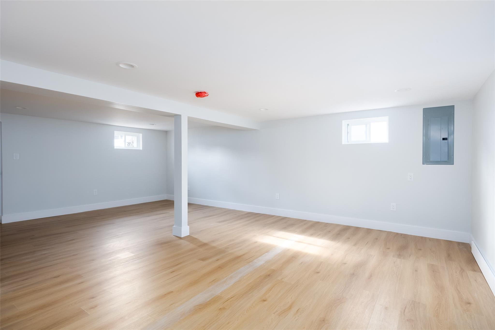 Single Family Riverside  Nassau County, NY 11783, MLS-853794-27