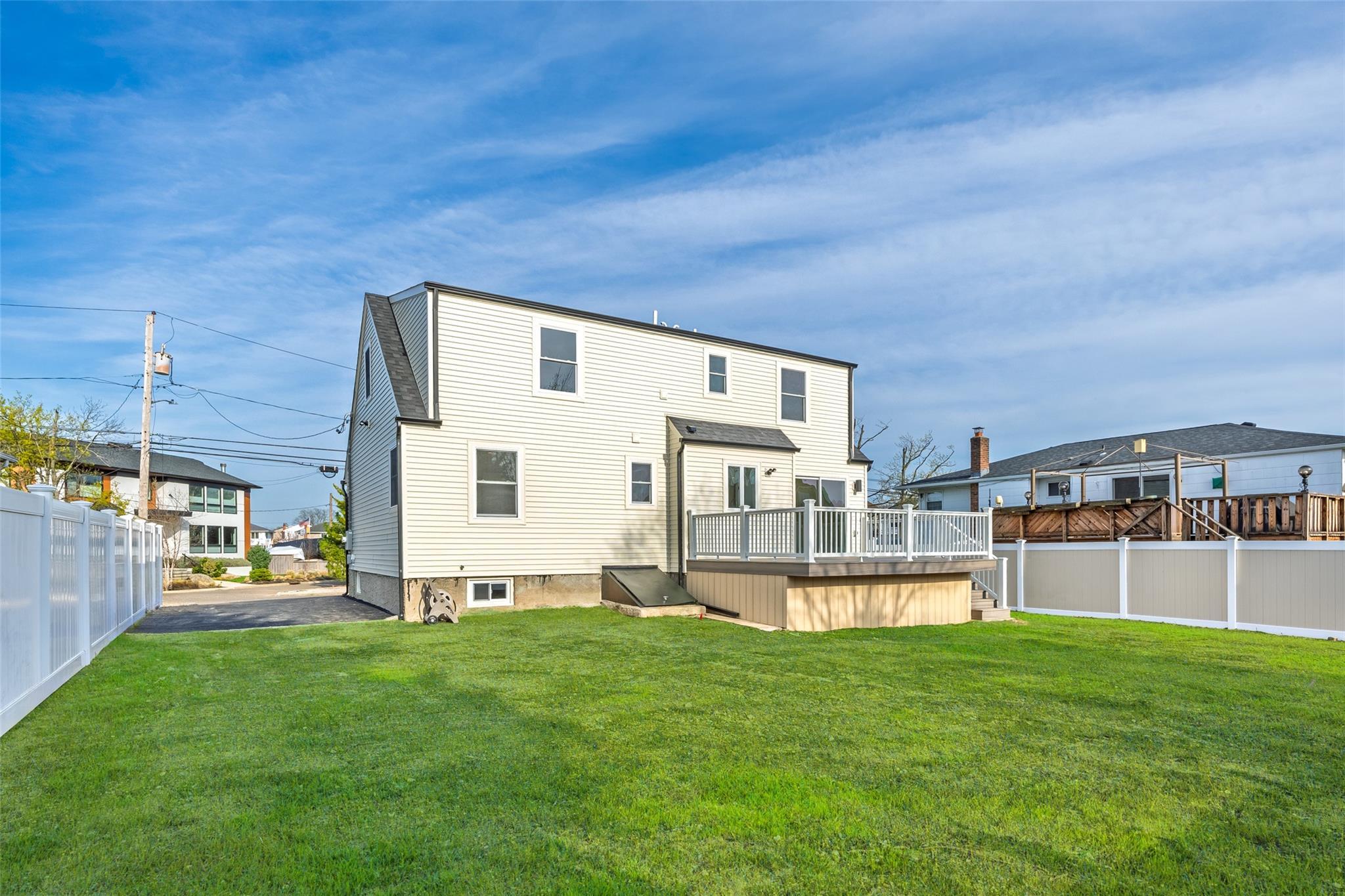 Single Family Riverside  Nassau County, NY 11783, MLS-853794-3
