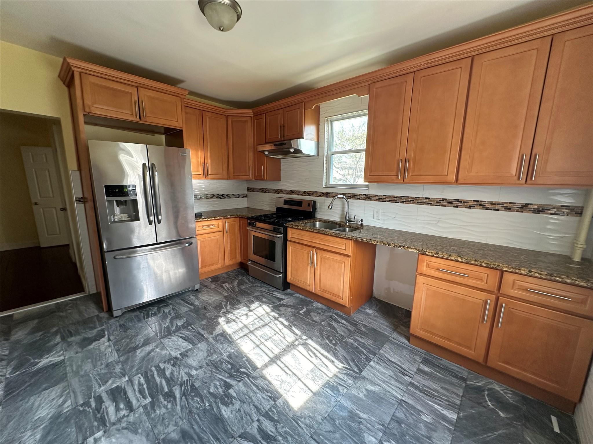 Single Family 95-26  Queens, NY 11417, MLS-853796-5