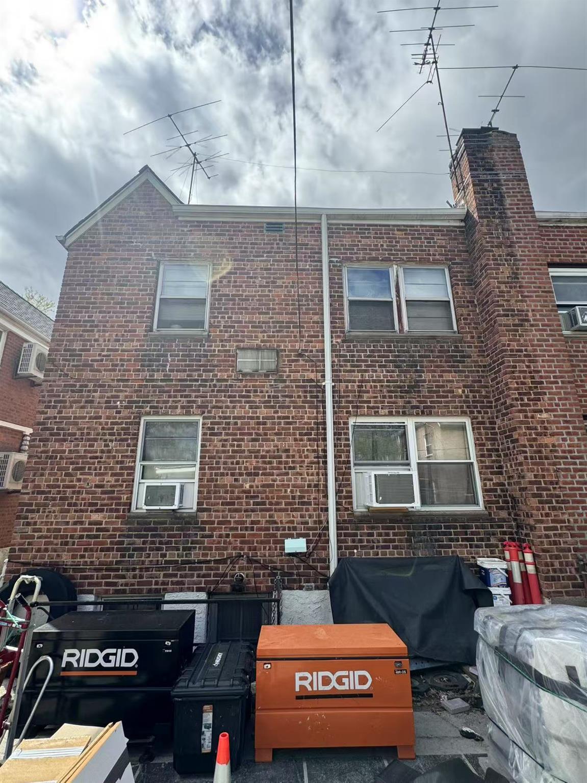 Single Family Fresh Meadow  Queens, NY 11365, MLS-853807-16