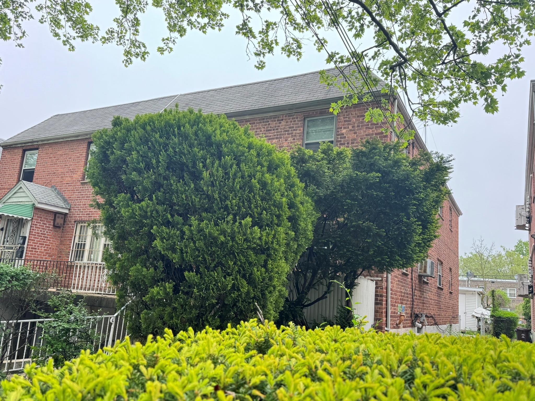 Single Family Fresh Meadow  Queens, NY 11365, MLS-853807-2