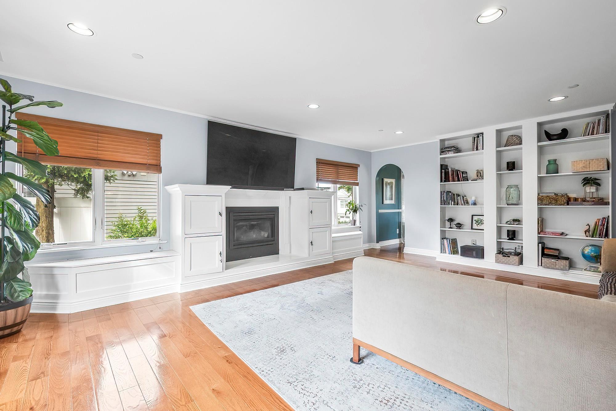Single Family Lincoln  Westchester County, NY 10604, MLS-853824-12