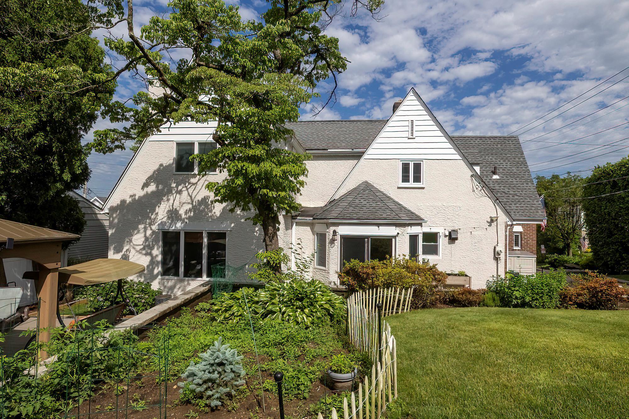 Single Family Lincoln  Westchester County, NY 10604, MLS-853824-43