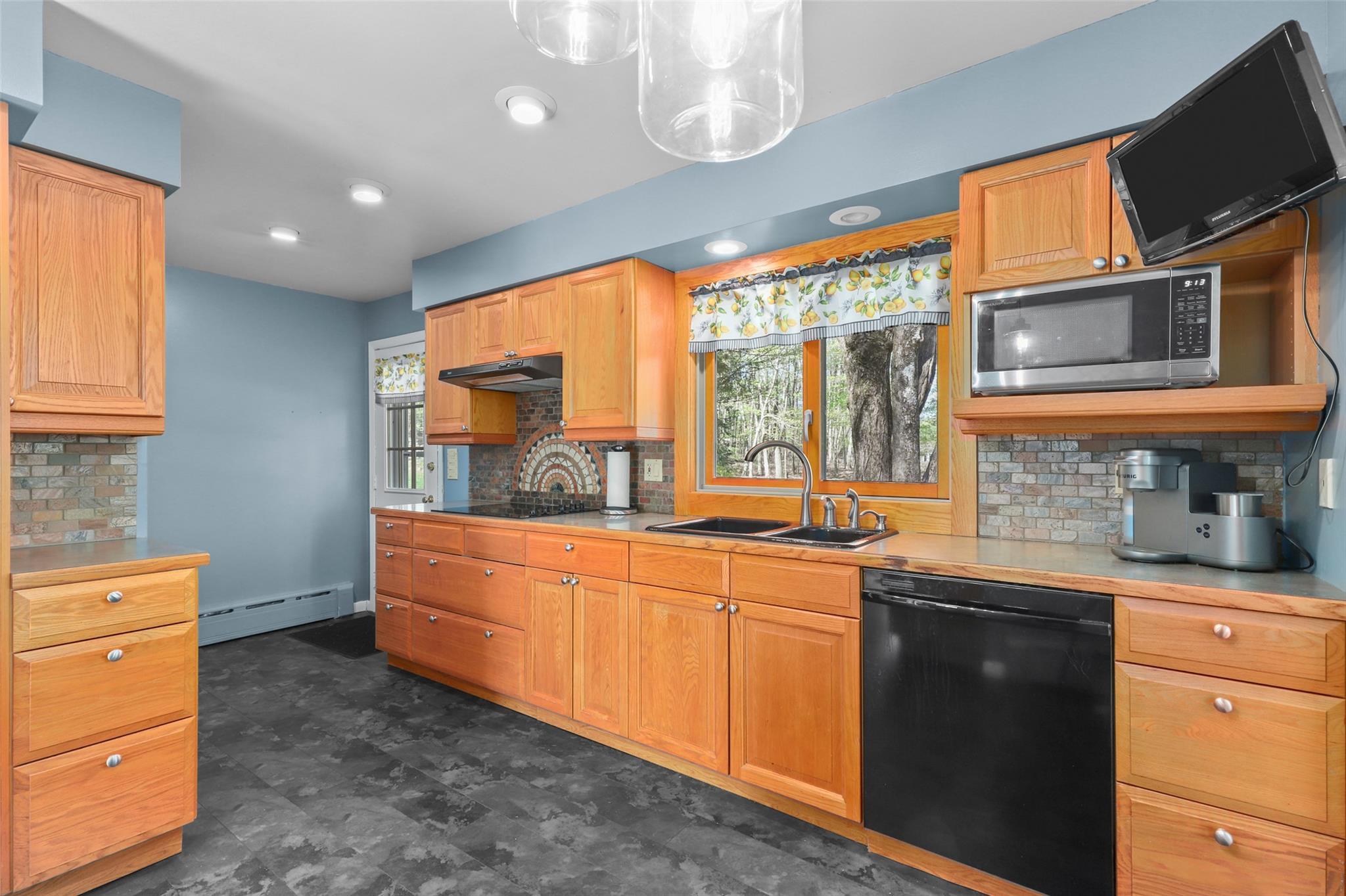 Single Family Russ  Putnam County, NY 10541, MLS-853827-12