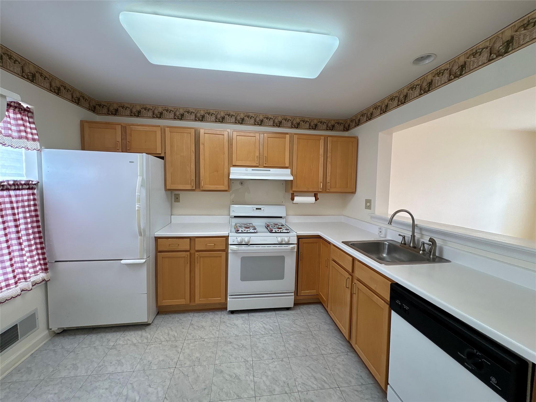 Single Family Turnberry  Dutchess County, NY 12603, MLS-853835-9