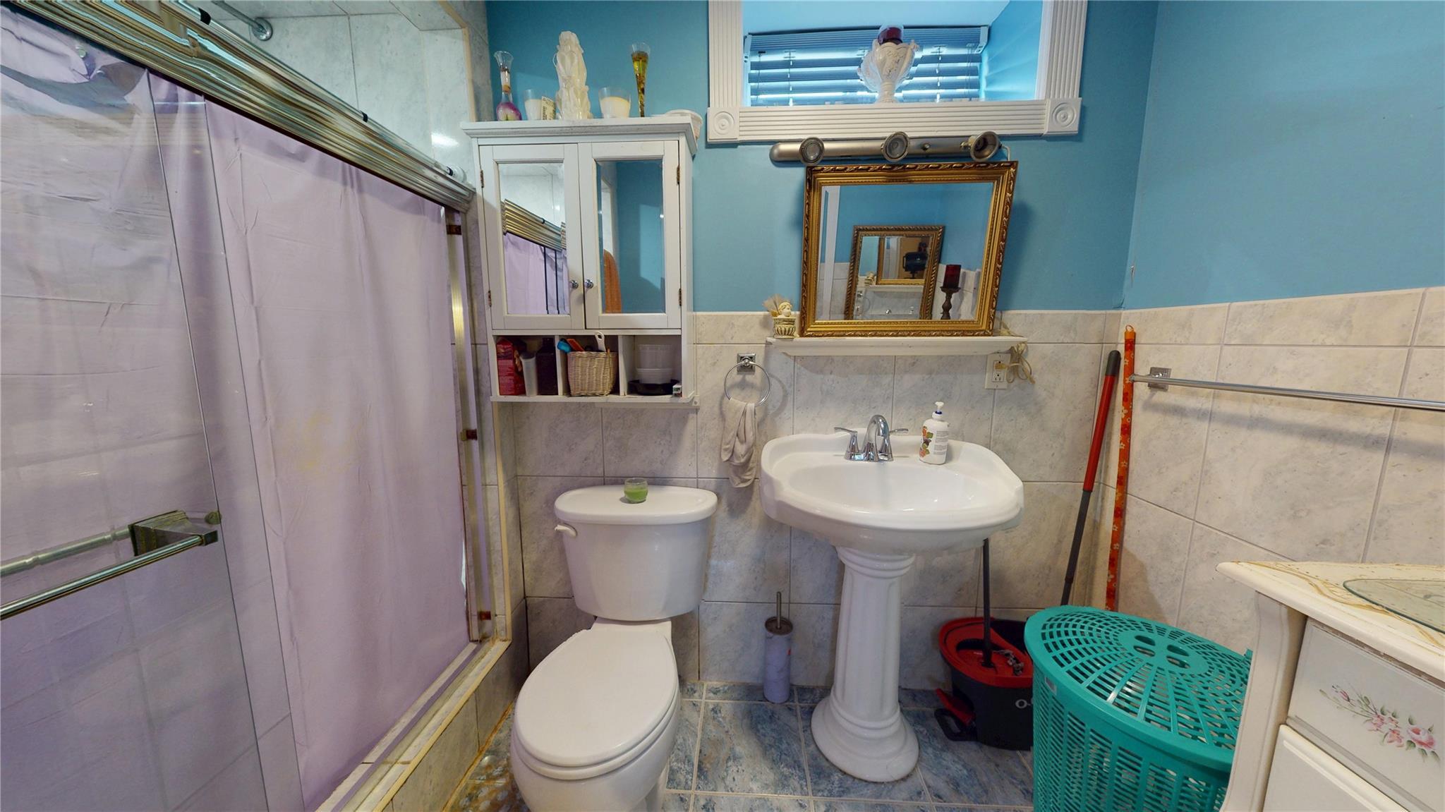 Single Family Healy  Queens, NY 11691, MLS-853842-29