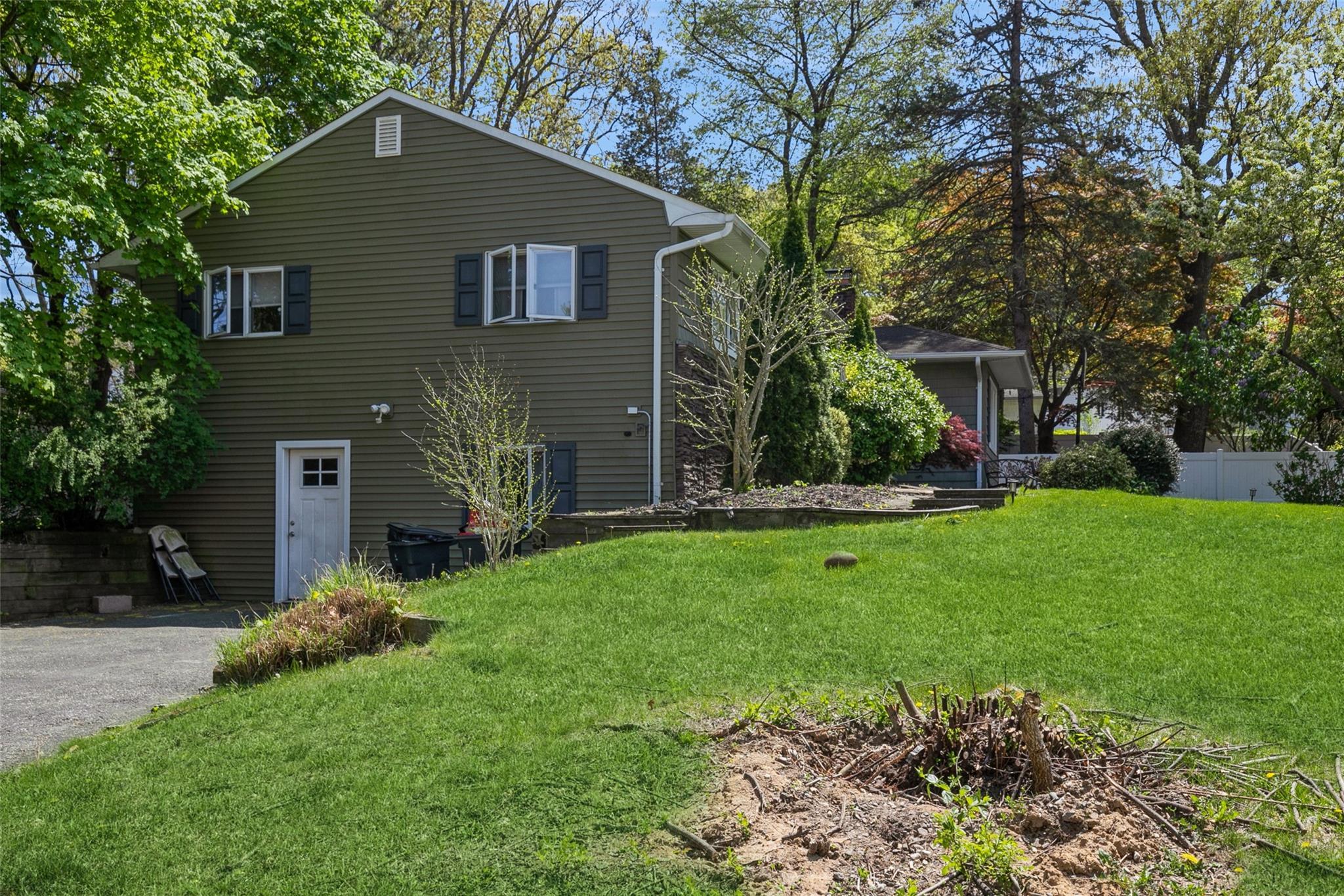 Single Family Mulberry  Suffolk County, NY 11787, MLS-853858-3