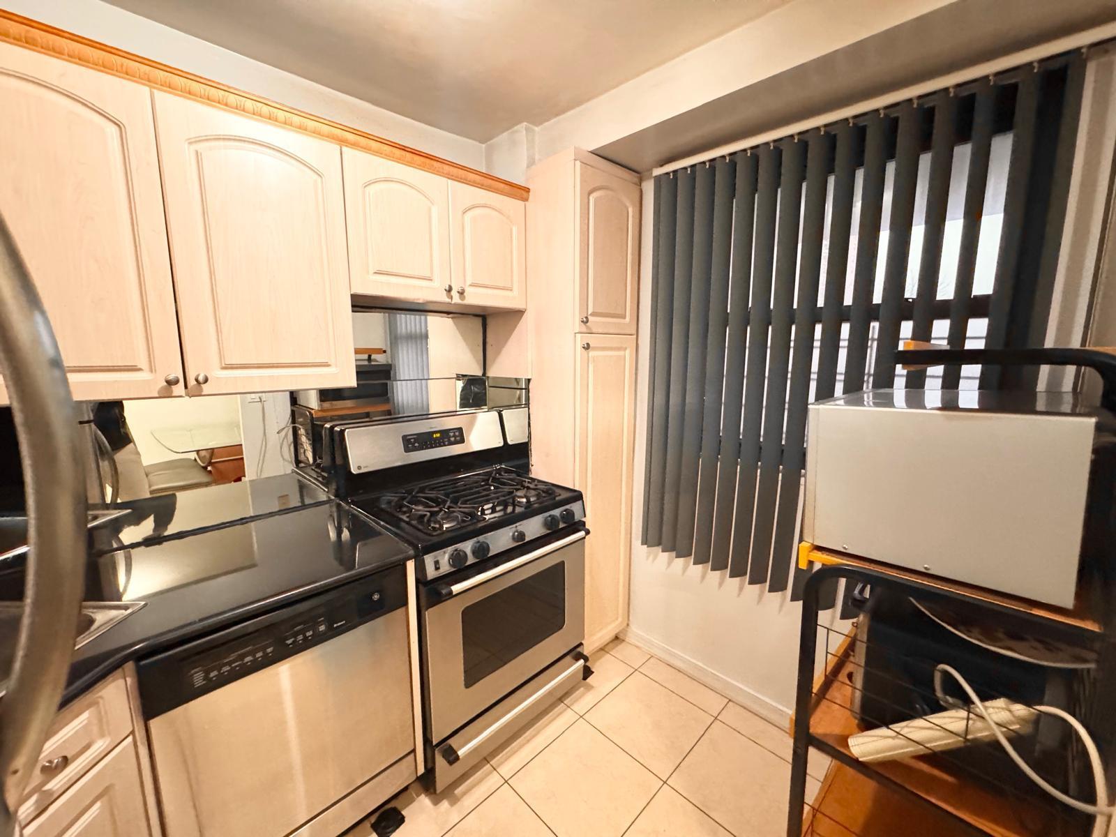 Apartment 98  Queens, NY 11374, MLS-853880-5
