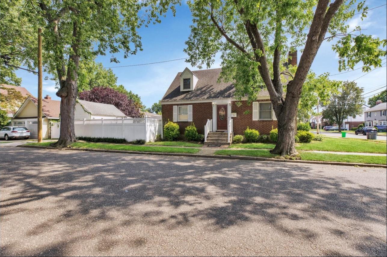 Single Family 12  Nassau County, NY 11040, MLS-853911-2