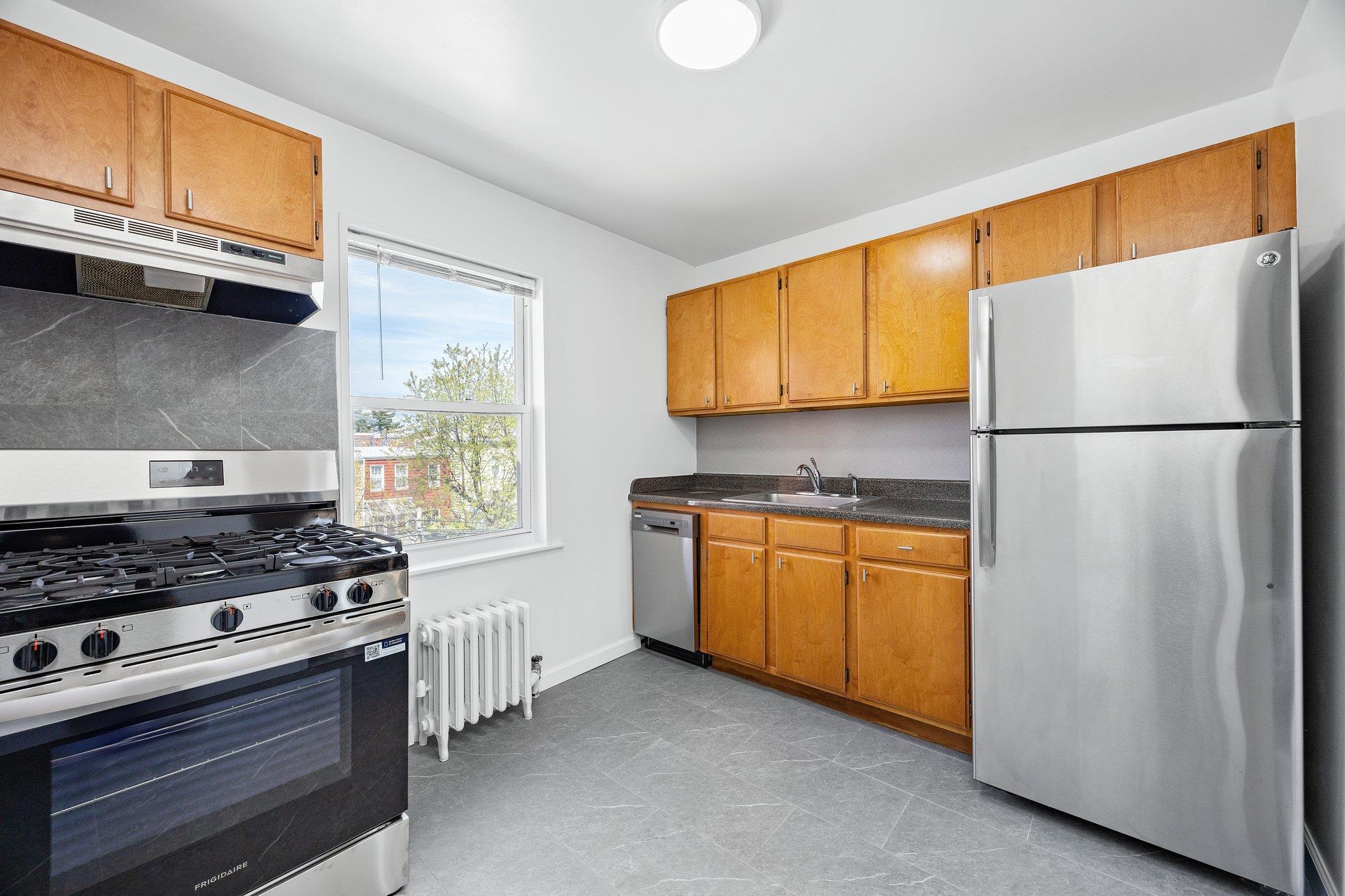 Apartment 47th  Queens, NY 11103, MLS-853919-3