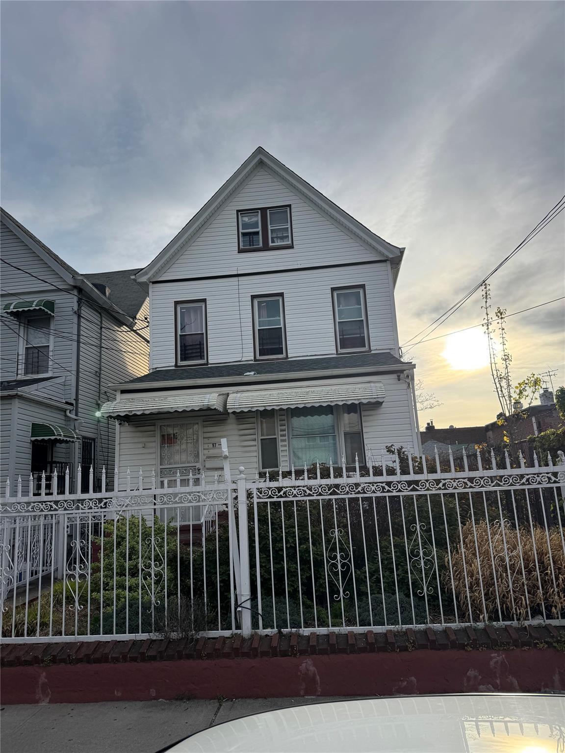 Single Family 110 Street  Queens, NY NY 11419, MLS-853939-2