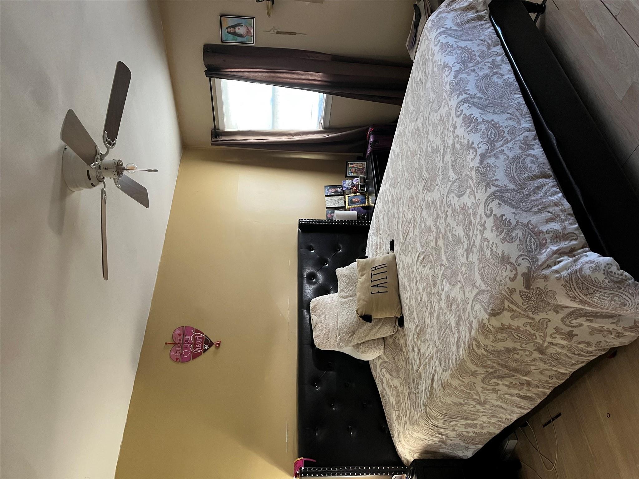 Single Family Lurcott  Suffolk County, NY 11722, MLS-853940-12